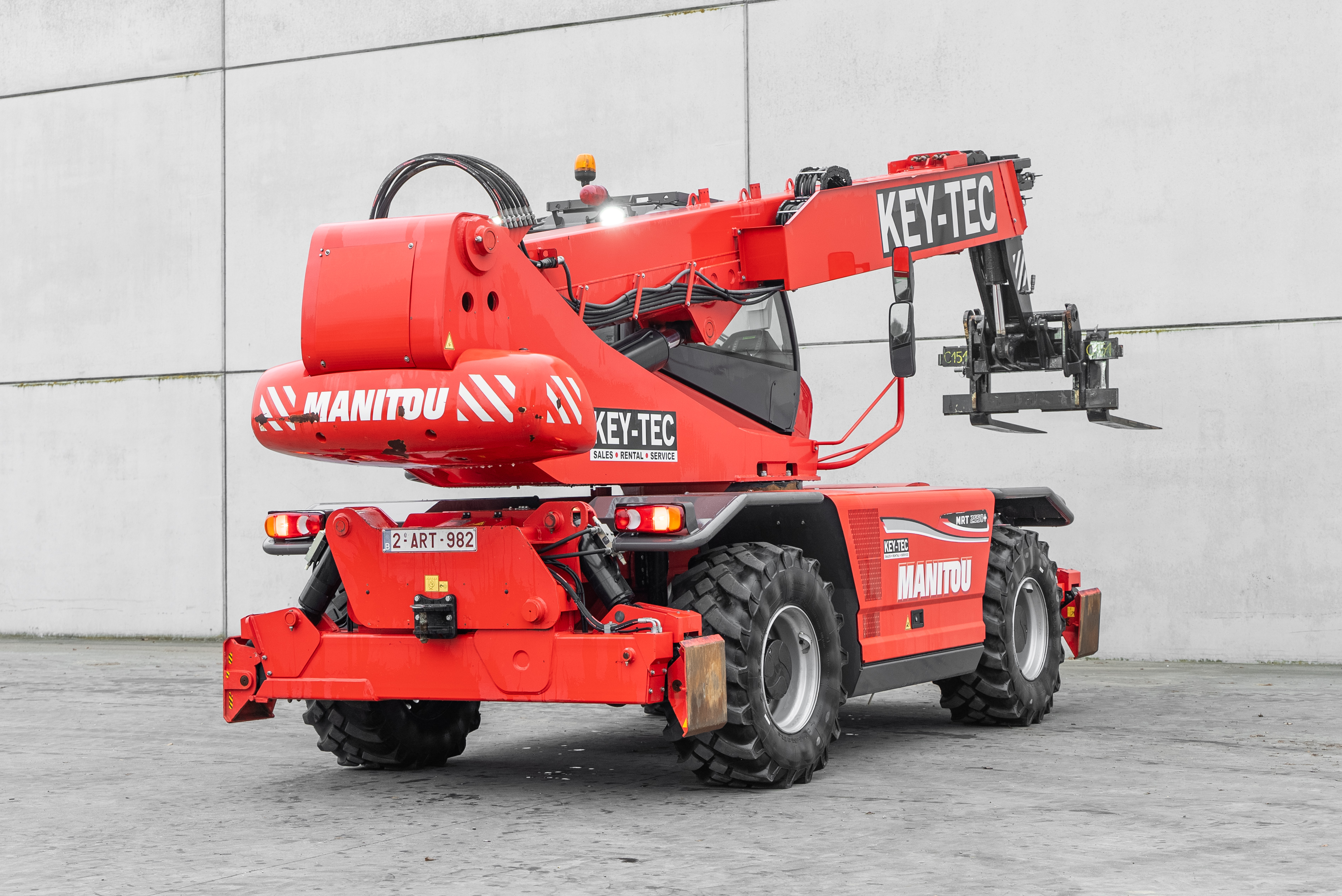 Manitou - Telehandlers - MRT 2550 PRIV+ ST4 S2 - Back right