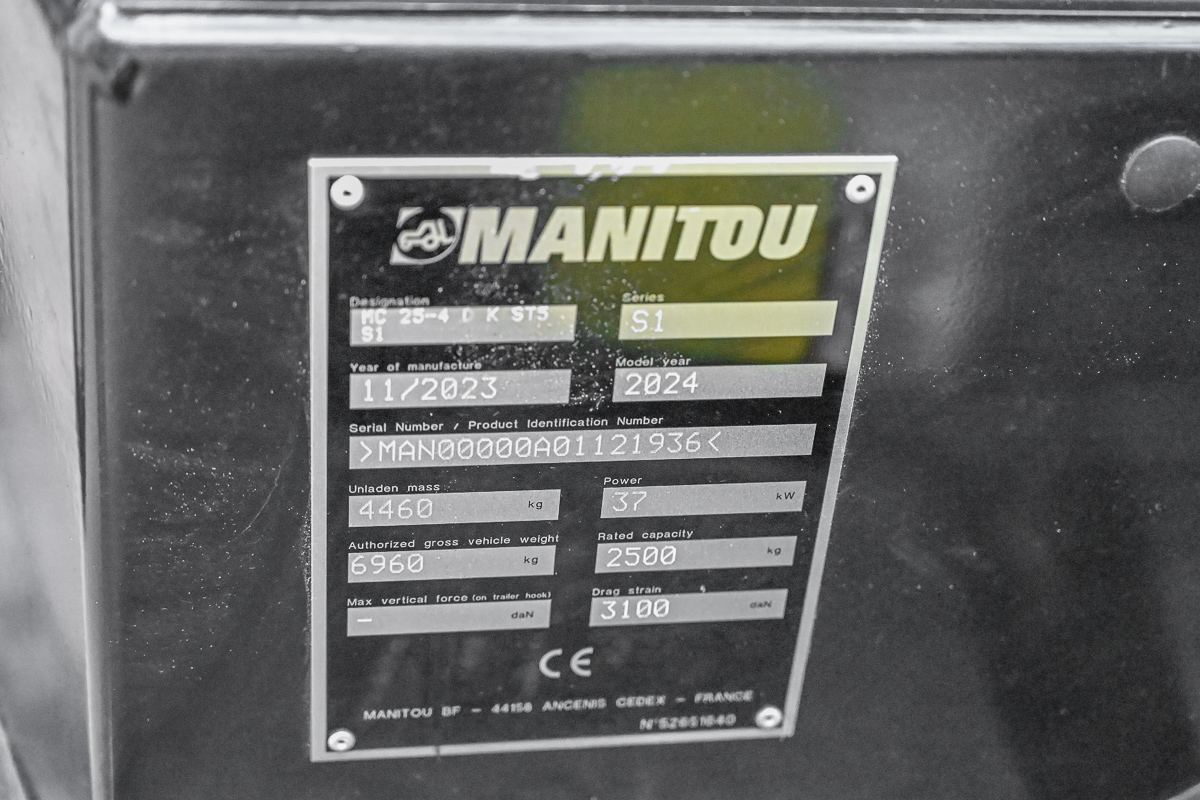 MC 25-4 D K ST5 S1 - Identification plate