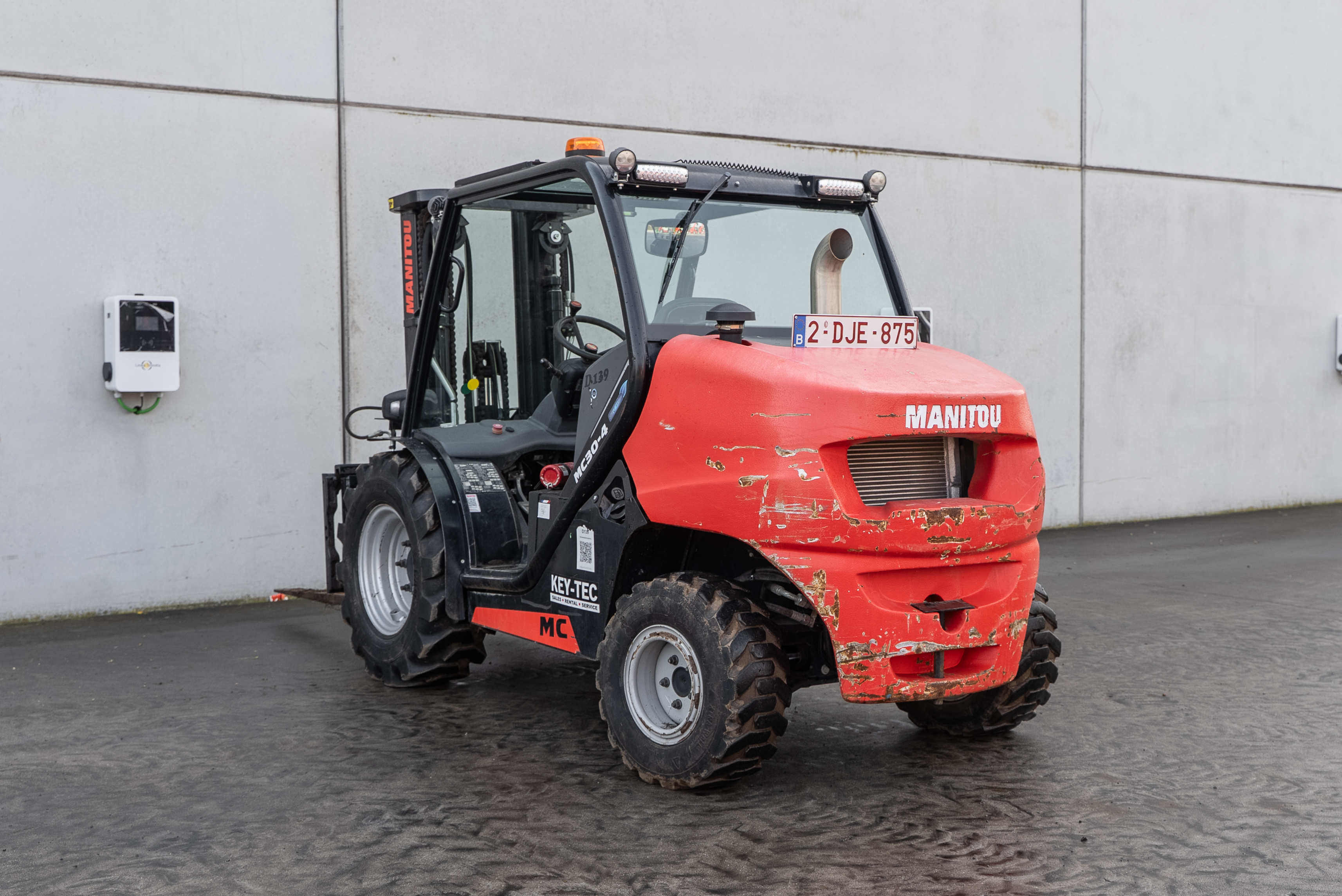 Manitou - Forklifts - MC 30-4 D K ST5 S1 - Back left