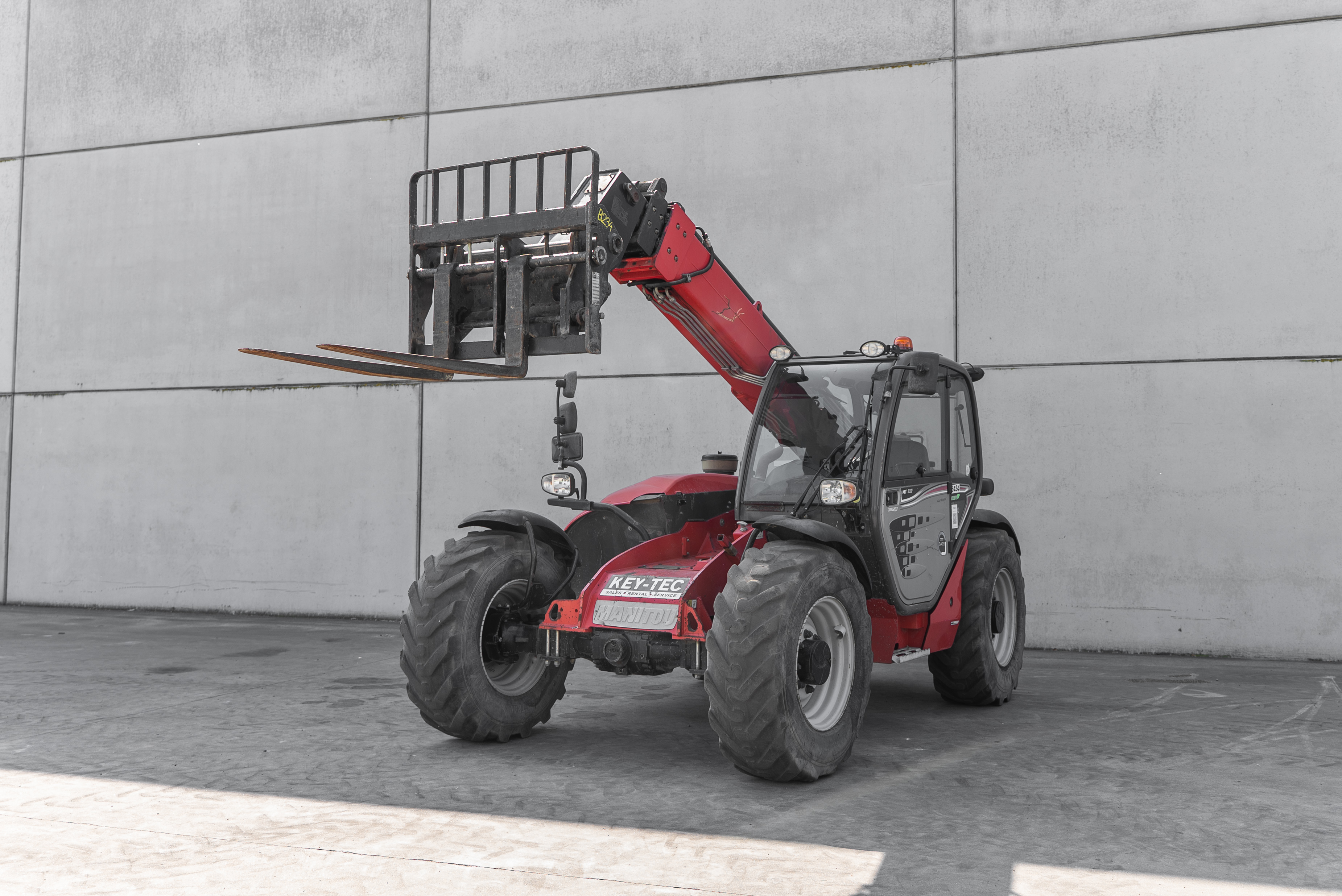 Manitou - Telehandlers - MT 932 EASY 75D ST3B S1 - Front left