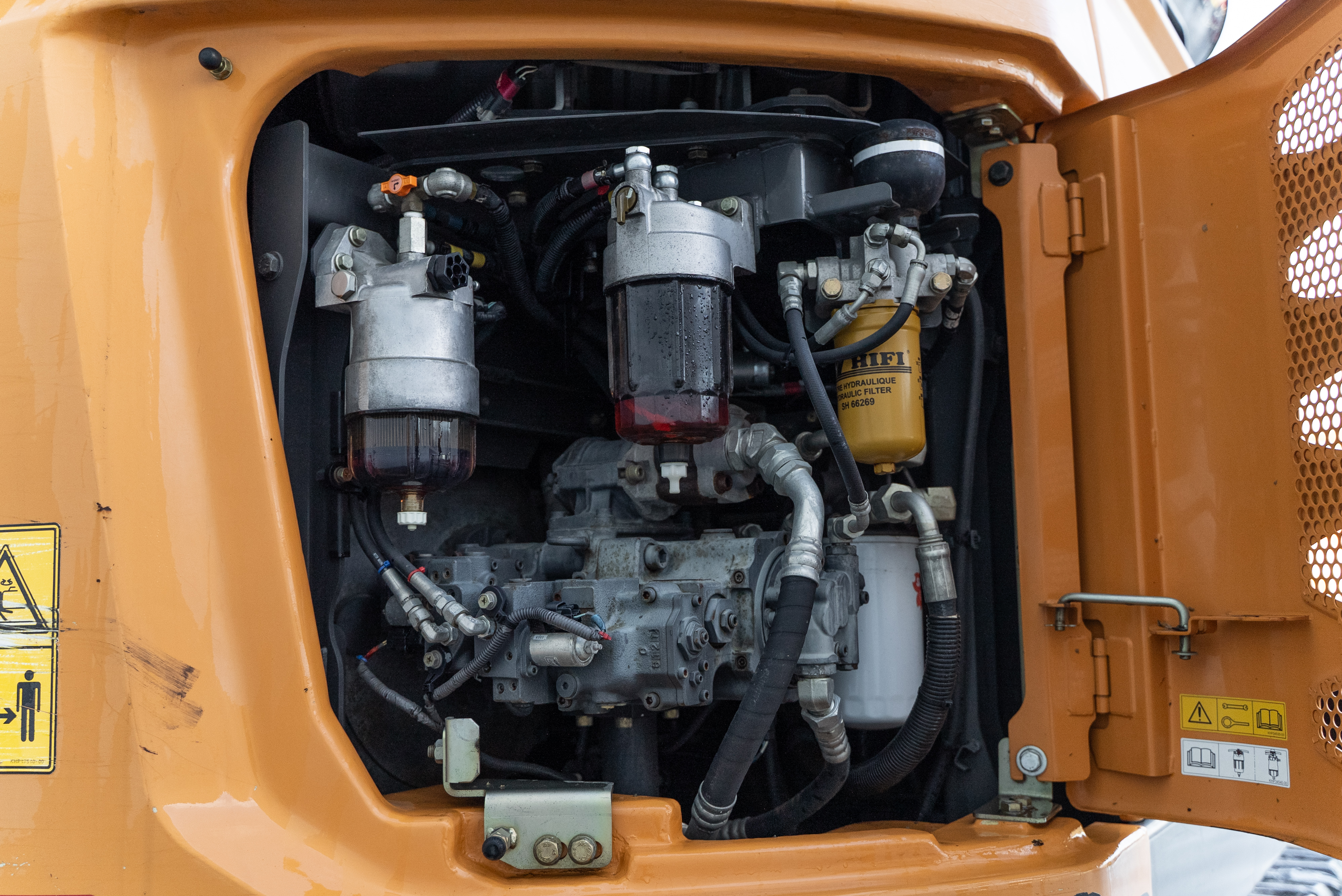 CX 145 D - Engine