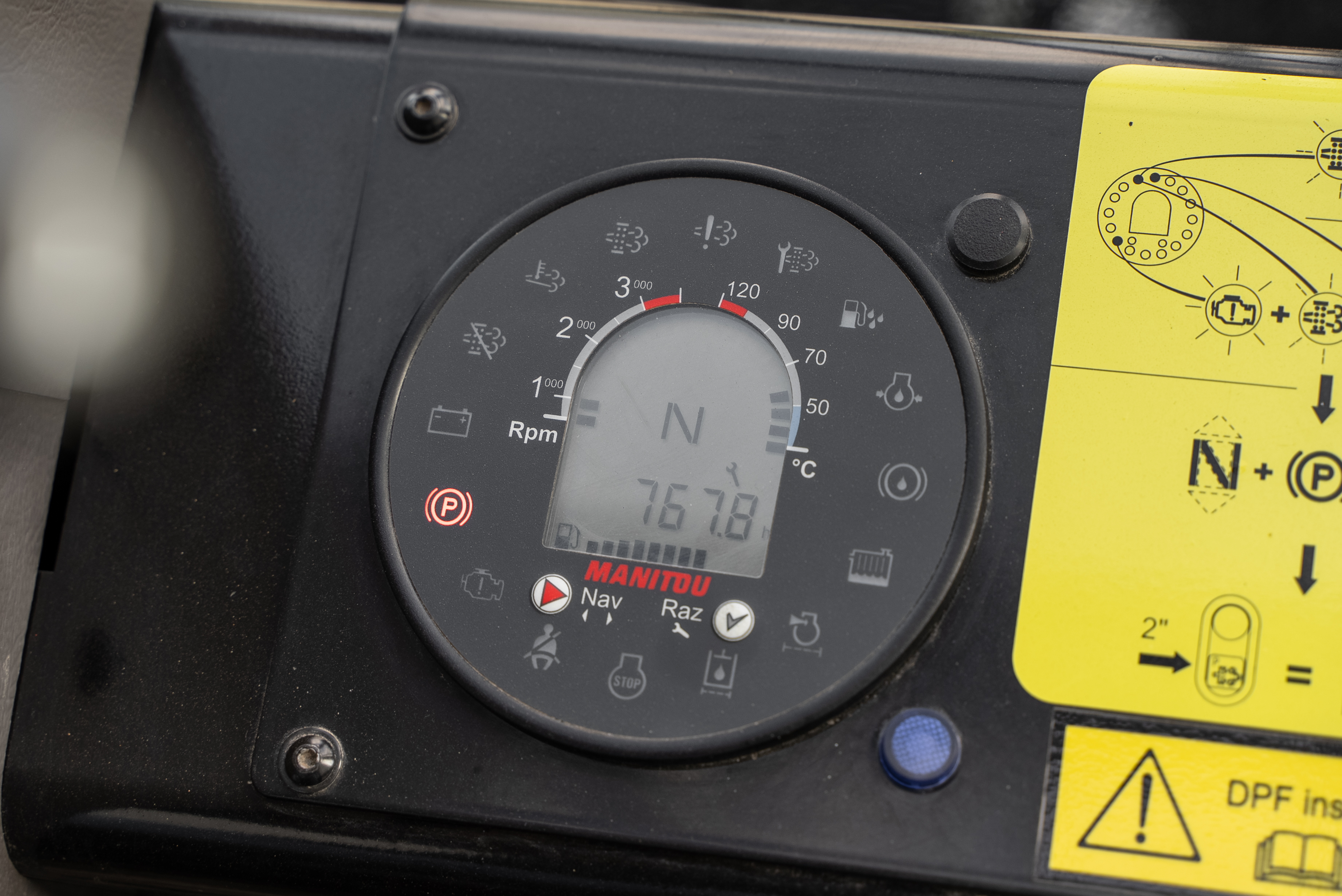 M 30-4 D ST5 S1 - Hours / Display
