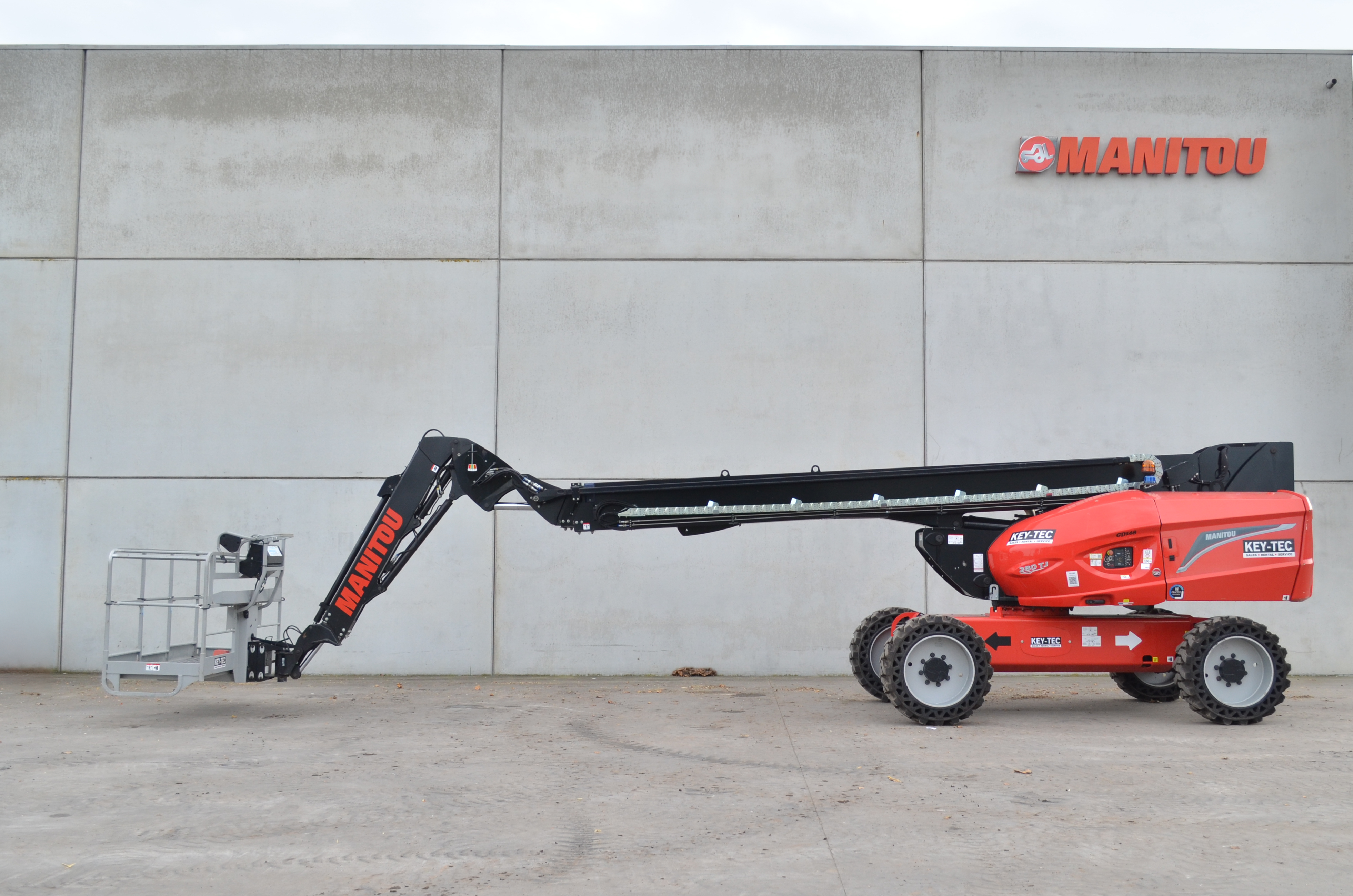 TJ 280 ST5 S1 - Side