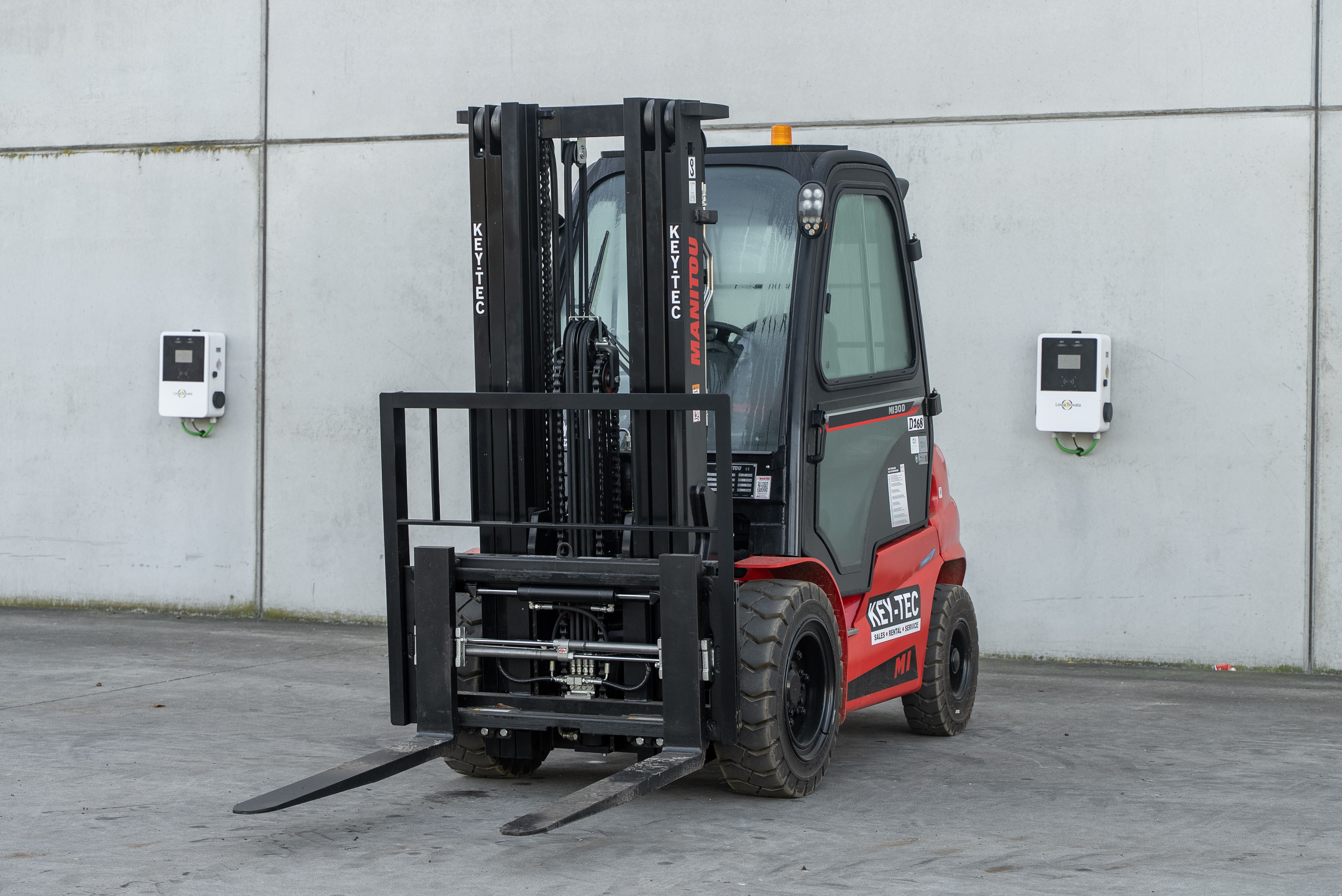 Manitou - Forklifts - MI 30 D K ST5 S1 - Front left