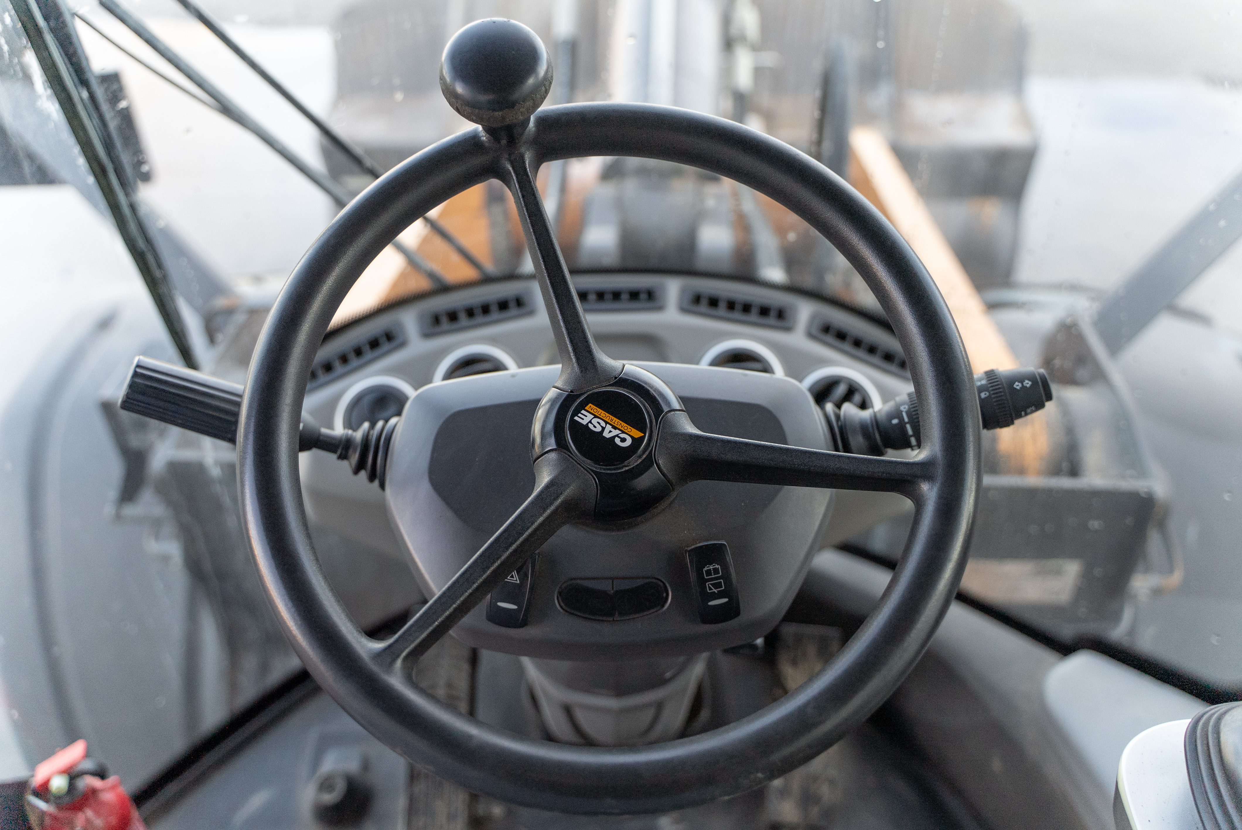 1121 G - Interior front