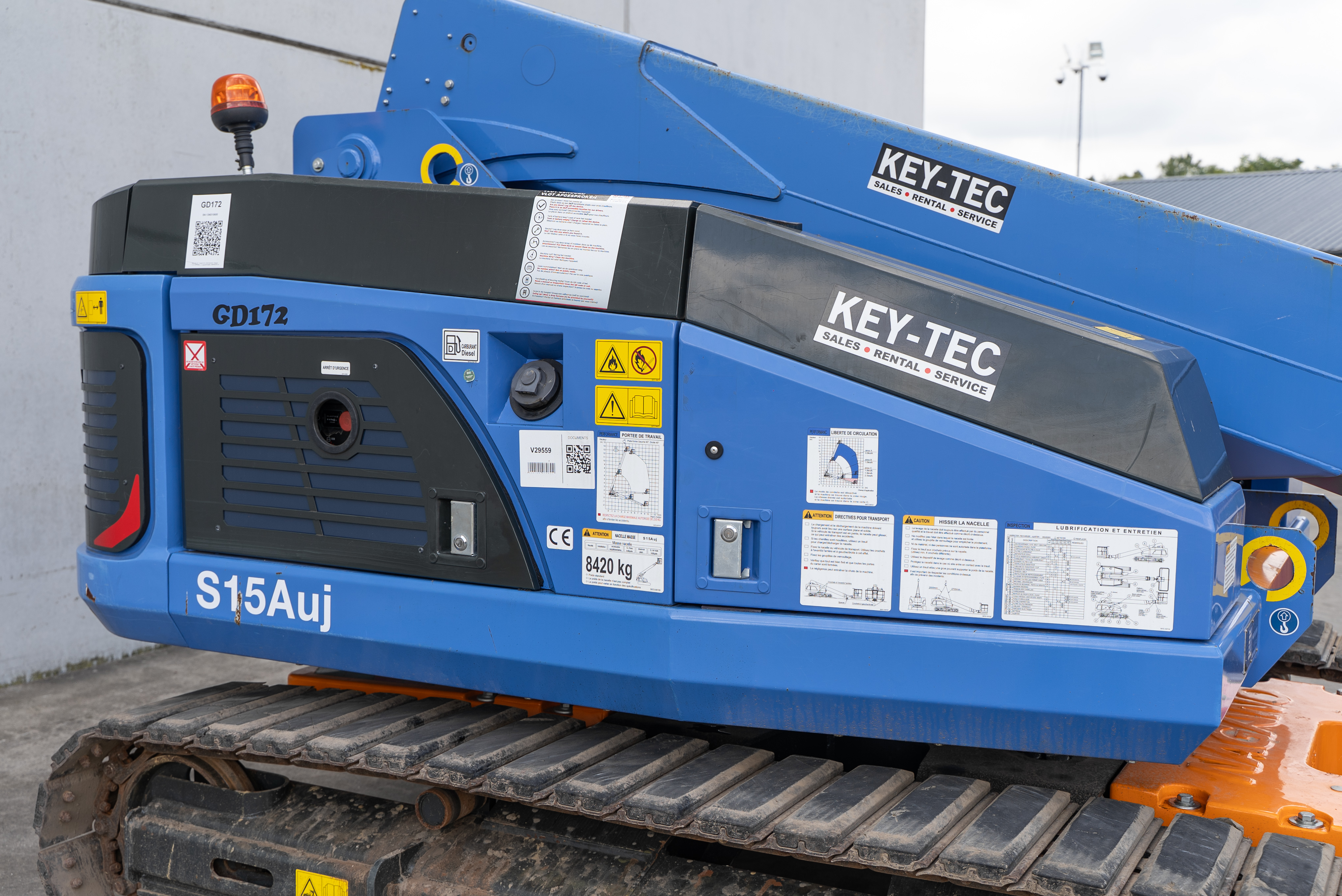 S15AUJ - Product image