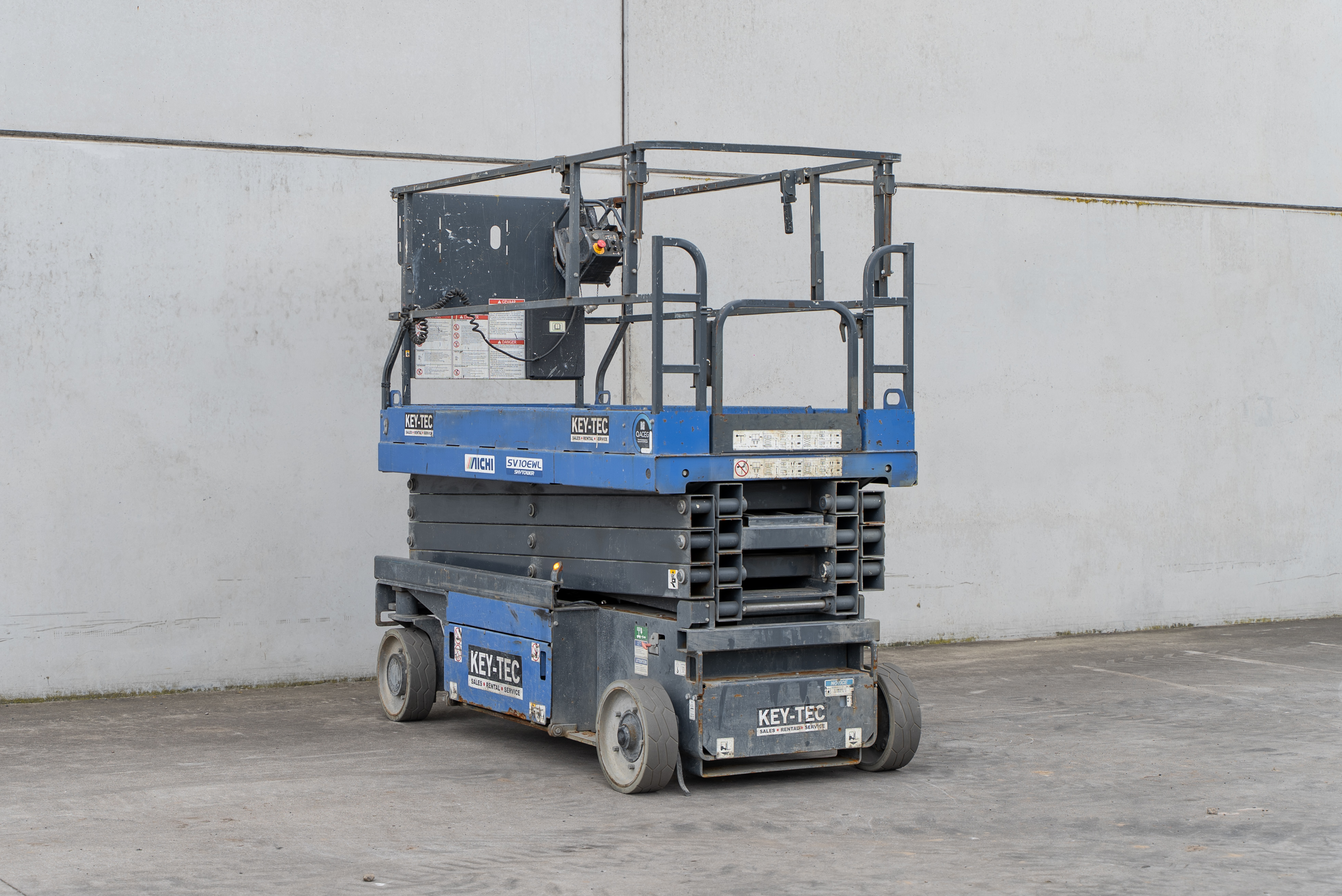SV 10 EWL - Back left
