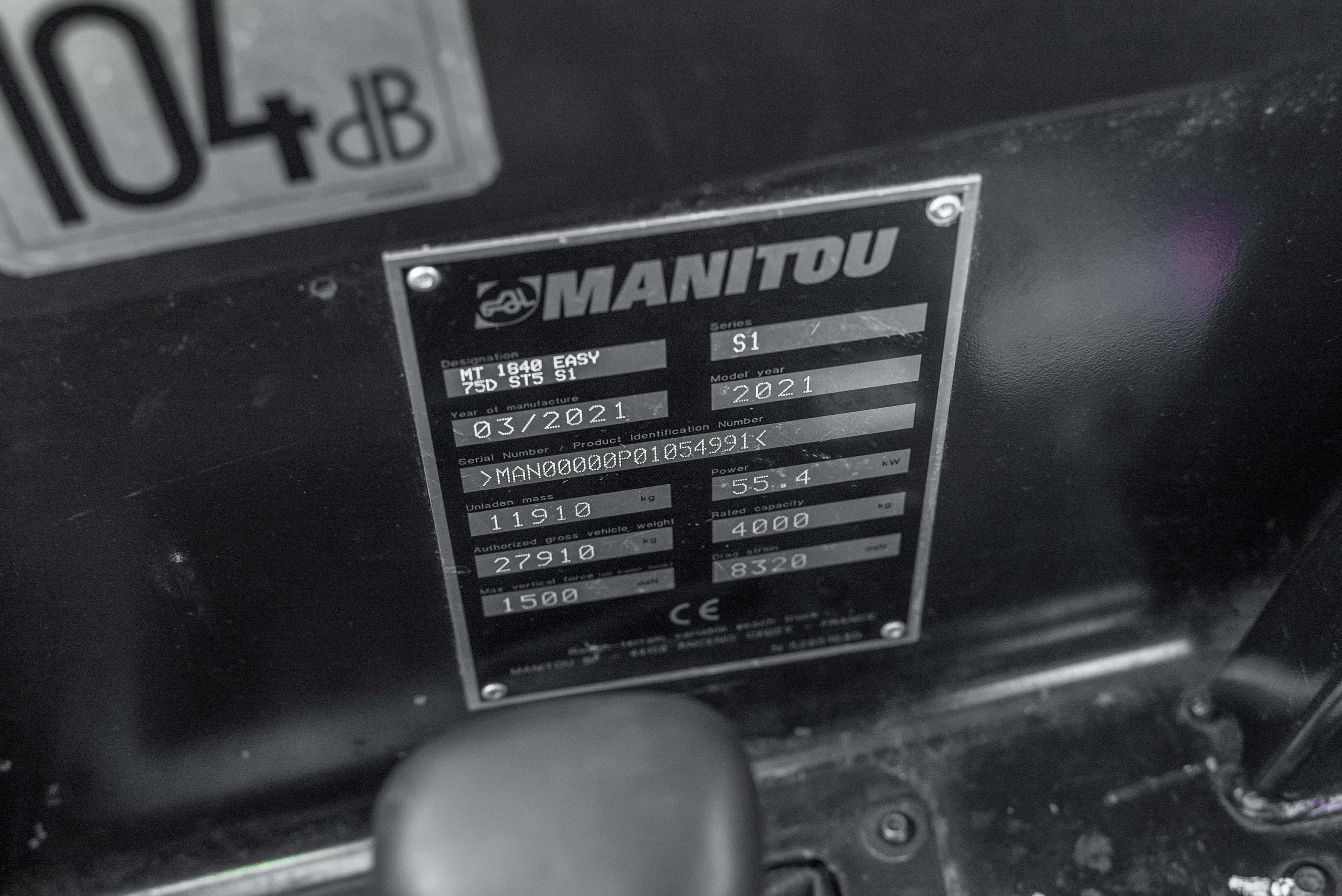 MT 1840 EASY 75D ST5 S1 - Identification plate