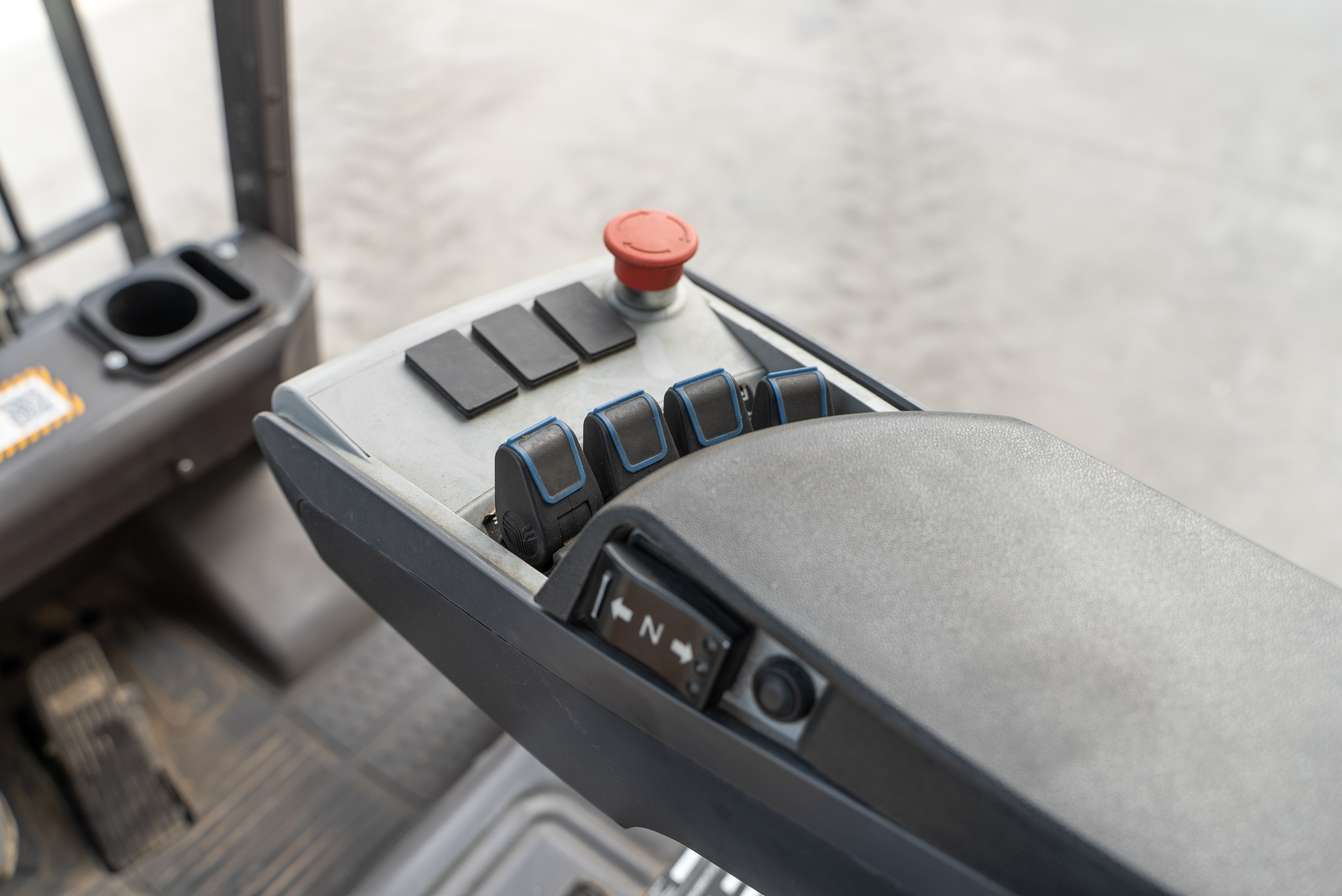 Manitou - Forklifts - ME 430 80V S3 - Product image