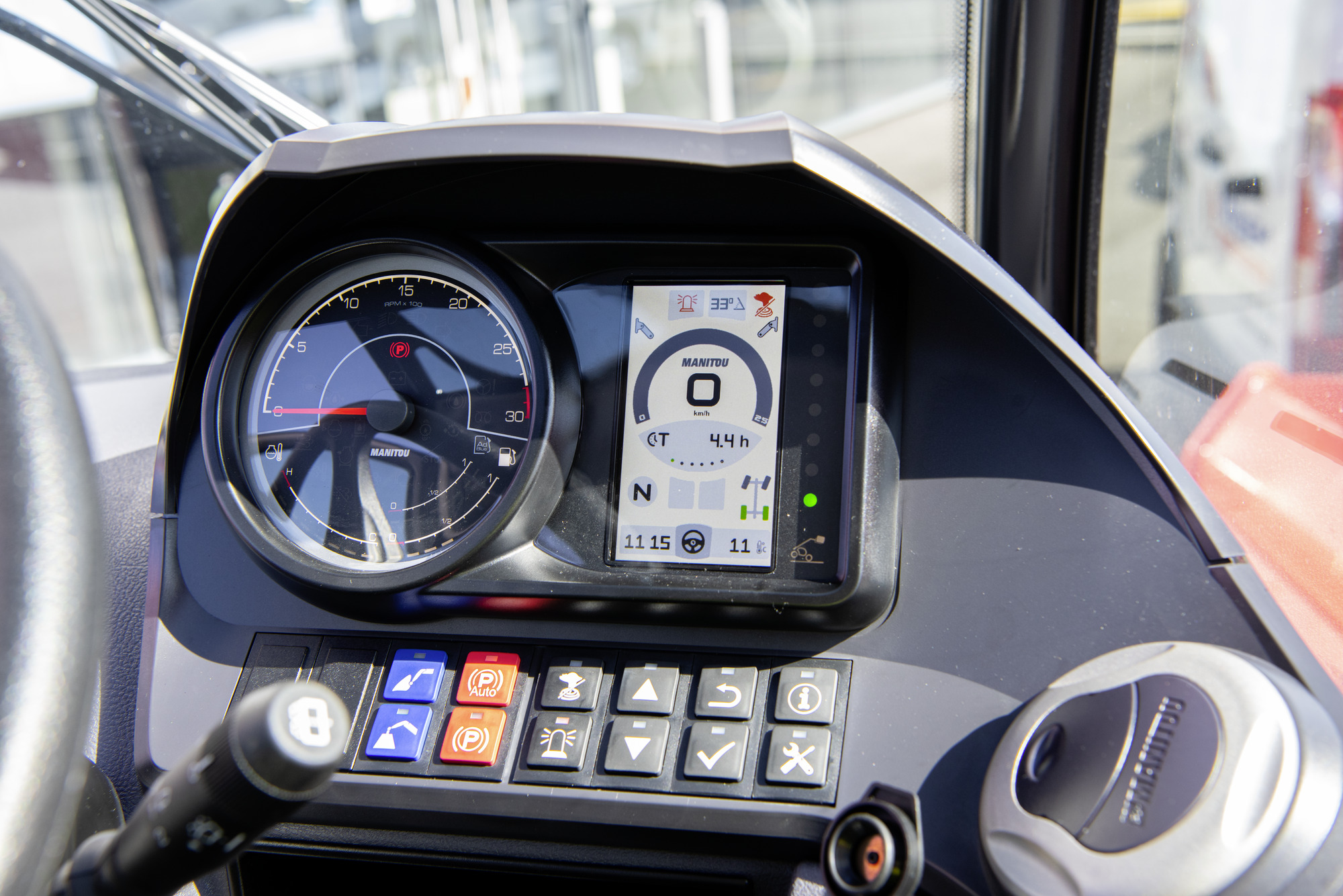 MT 1840 EASY 75D ST5 S1 - Interior