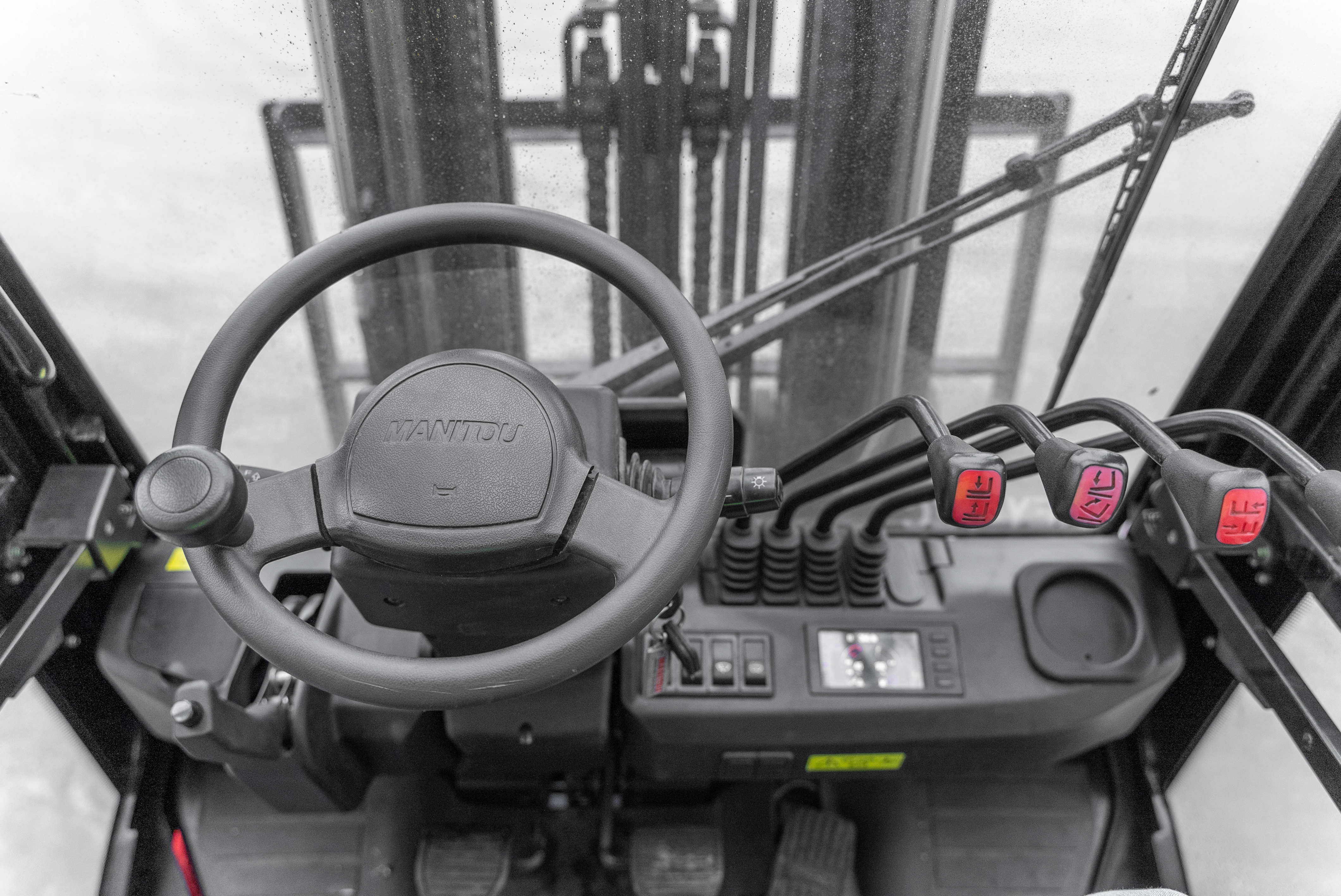 Manitou - Forklifts - MI 25 D K ST5 S1 - Interior front