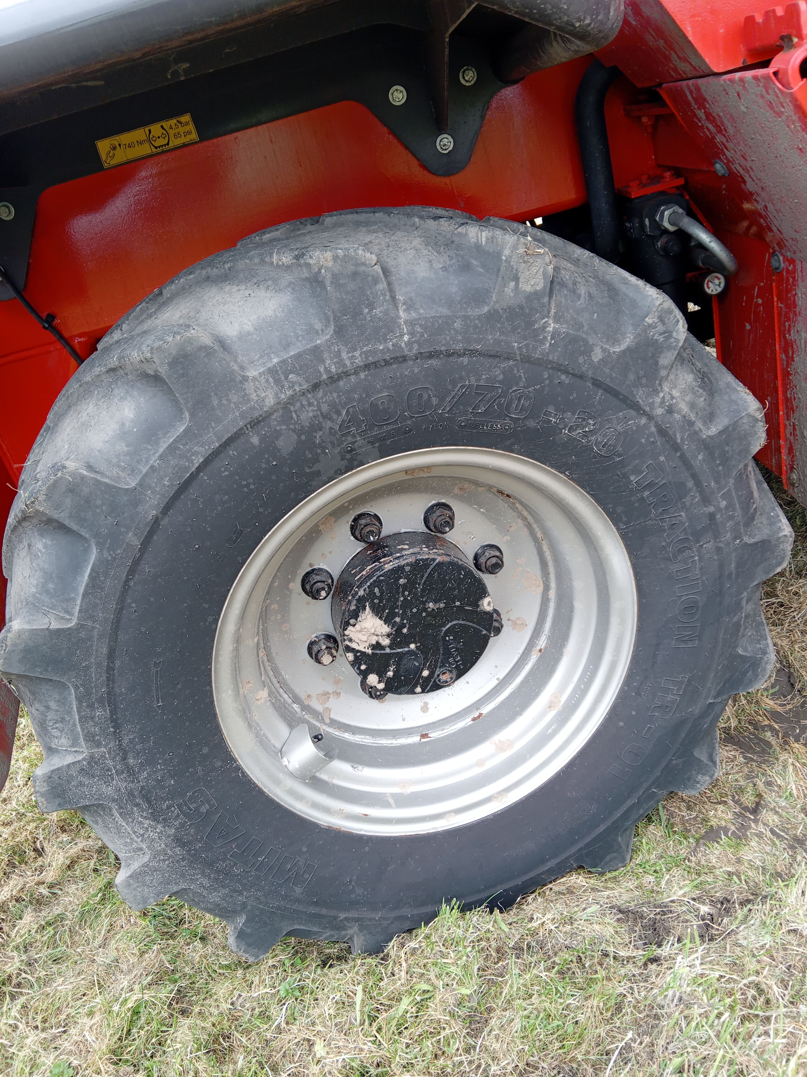 MRT 1840 EASY 400 MOT 1104D 44T E3 - Chassis / Wheel