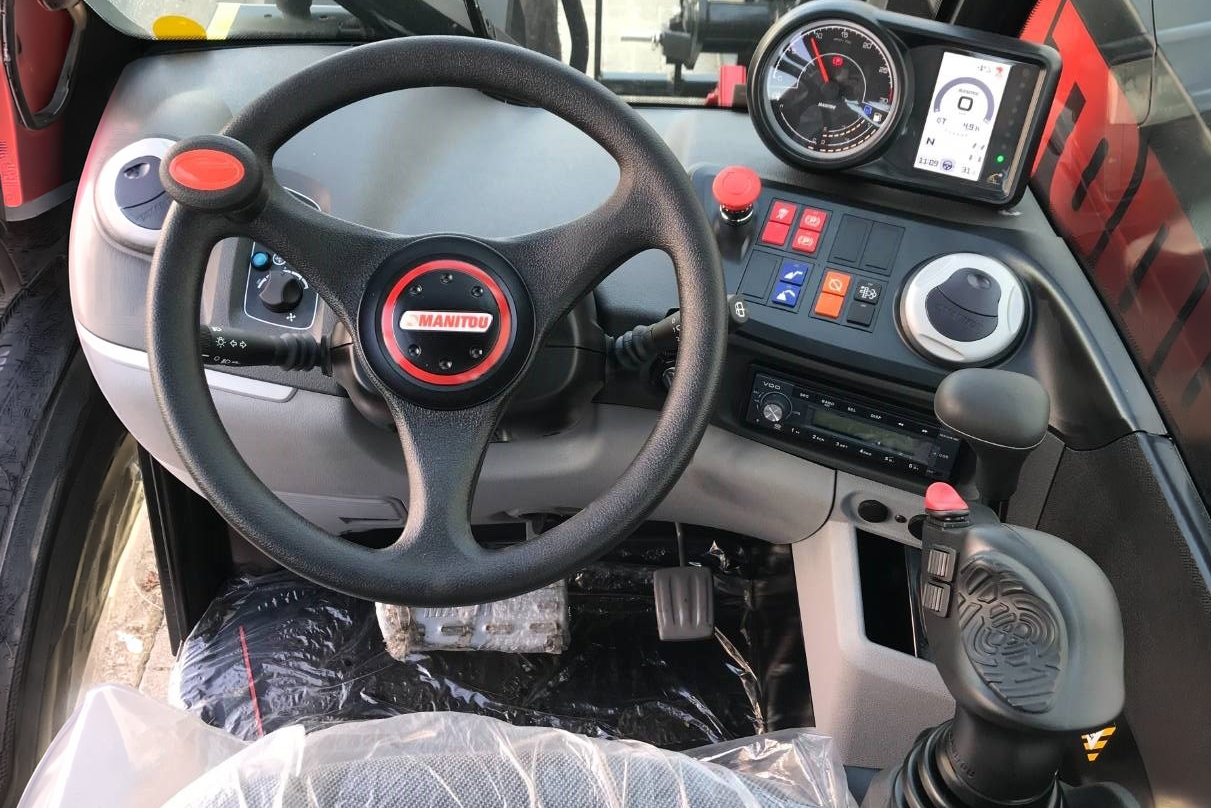 Manitou - Télescopiques - MLT 733 115 D ST5 S2 - Intérieur