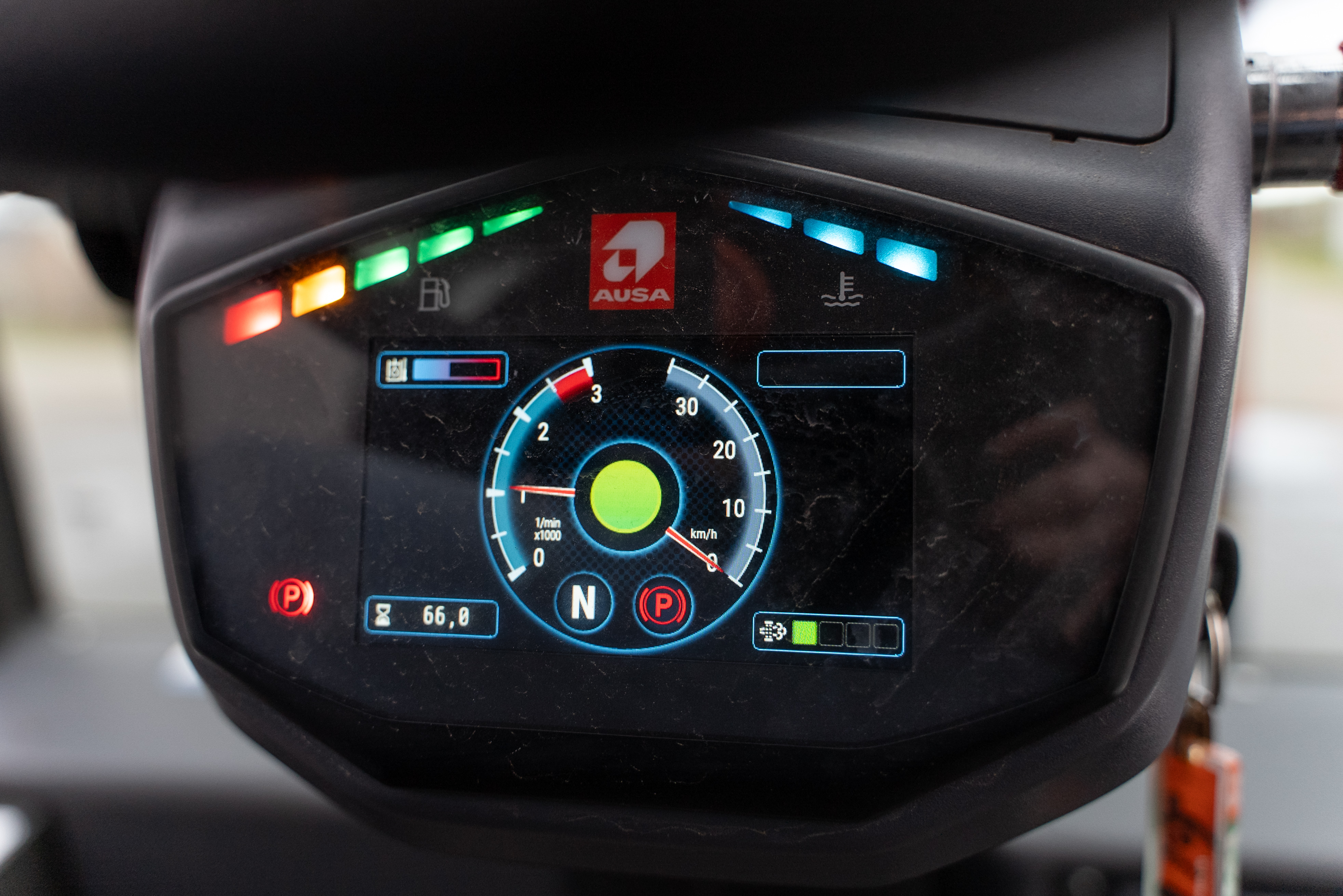 C251 Hx4 - Hours / Display
