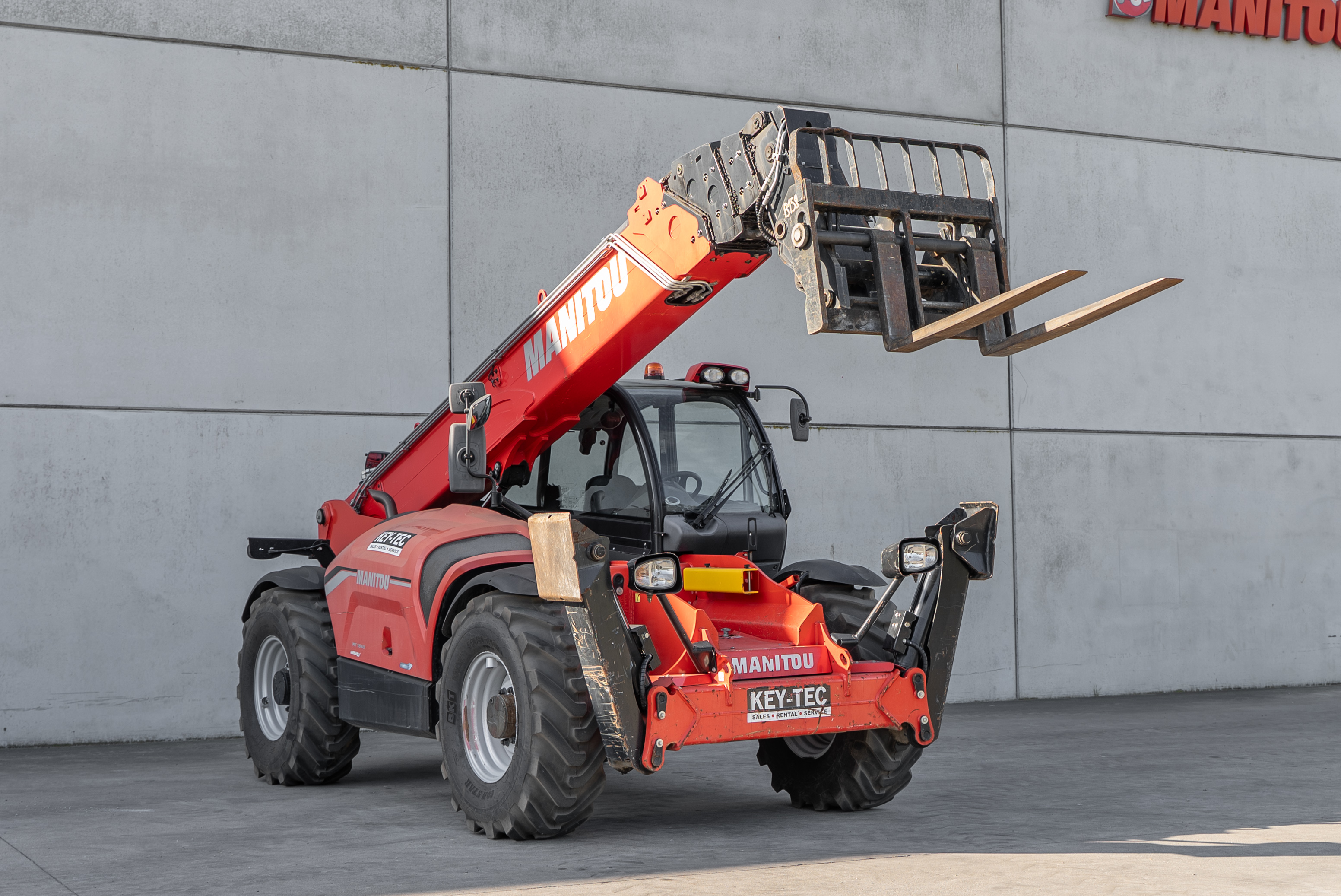 Manitou - Telehandlers - MT 1840 EASY 75D ST5 S1 - frontright