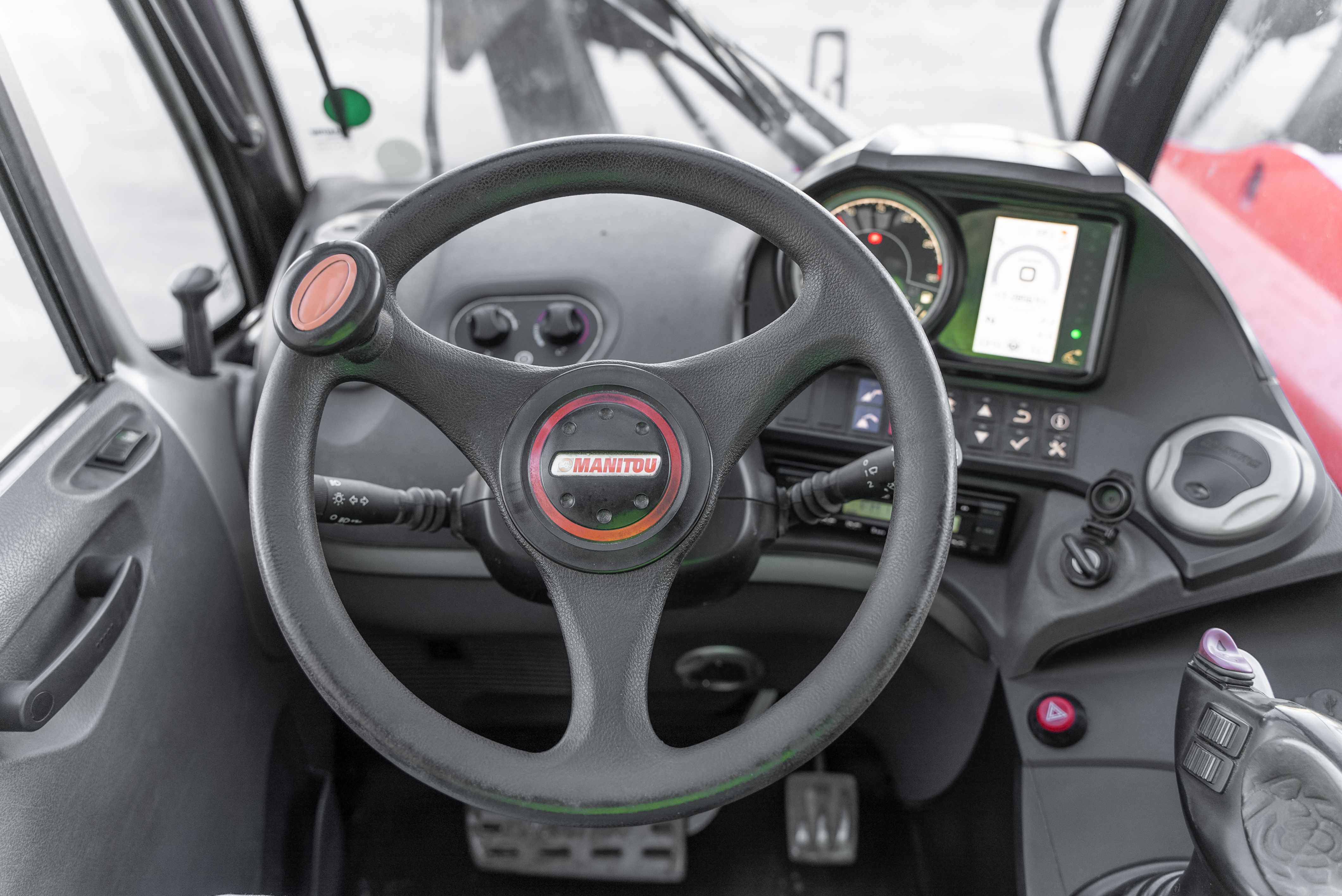 MT 1840 EASY 75D ST5 S1 - Interior front