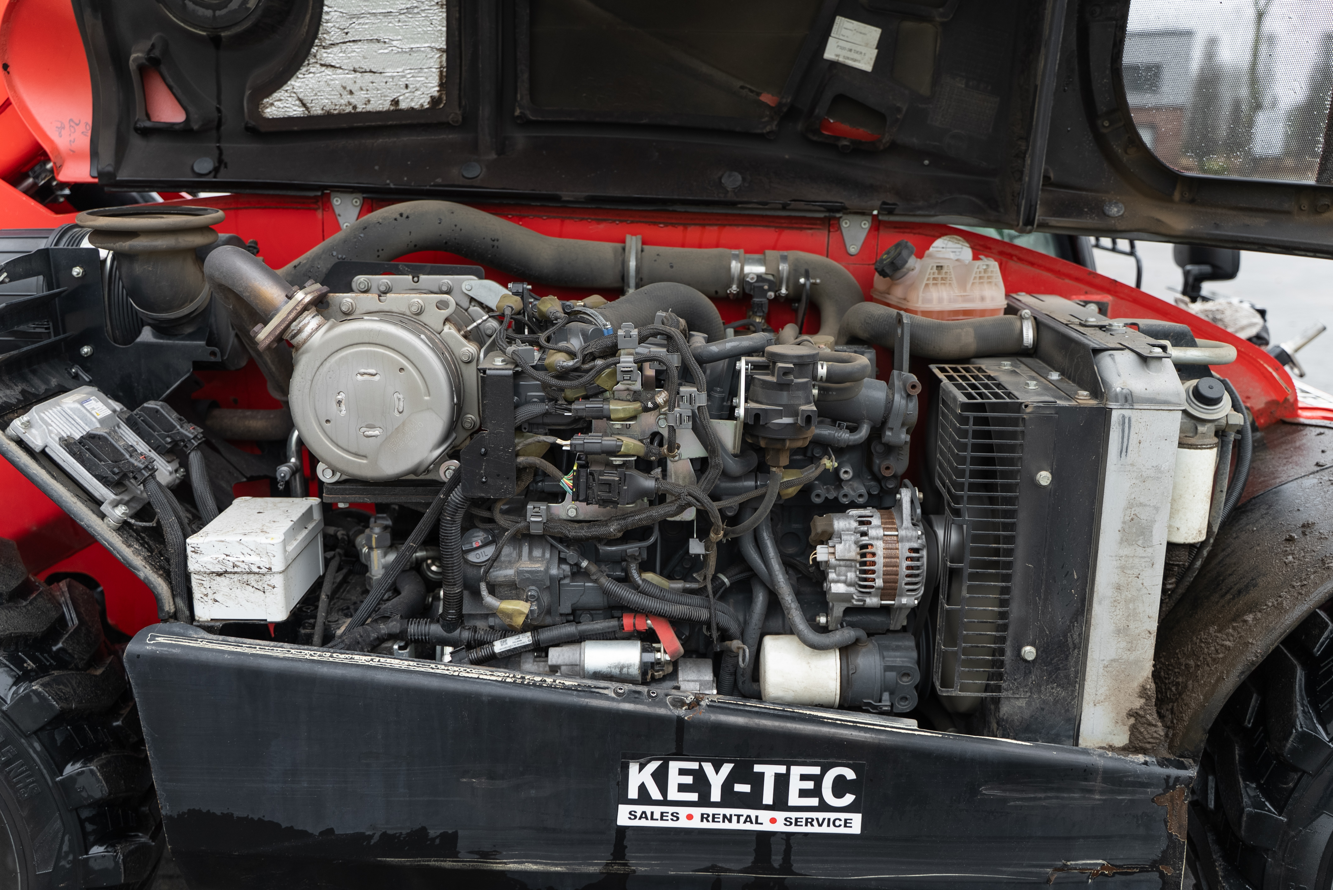 MT 625 H COMFORT 75K ST5 S1 - Engine