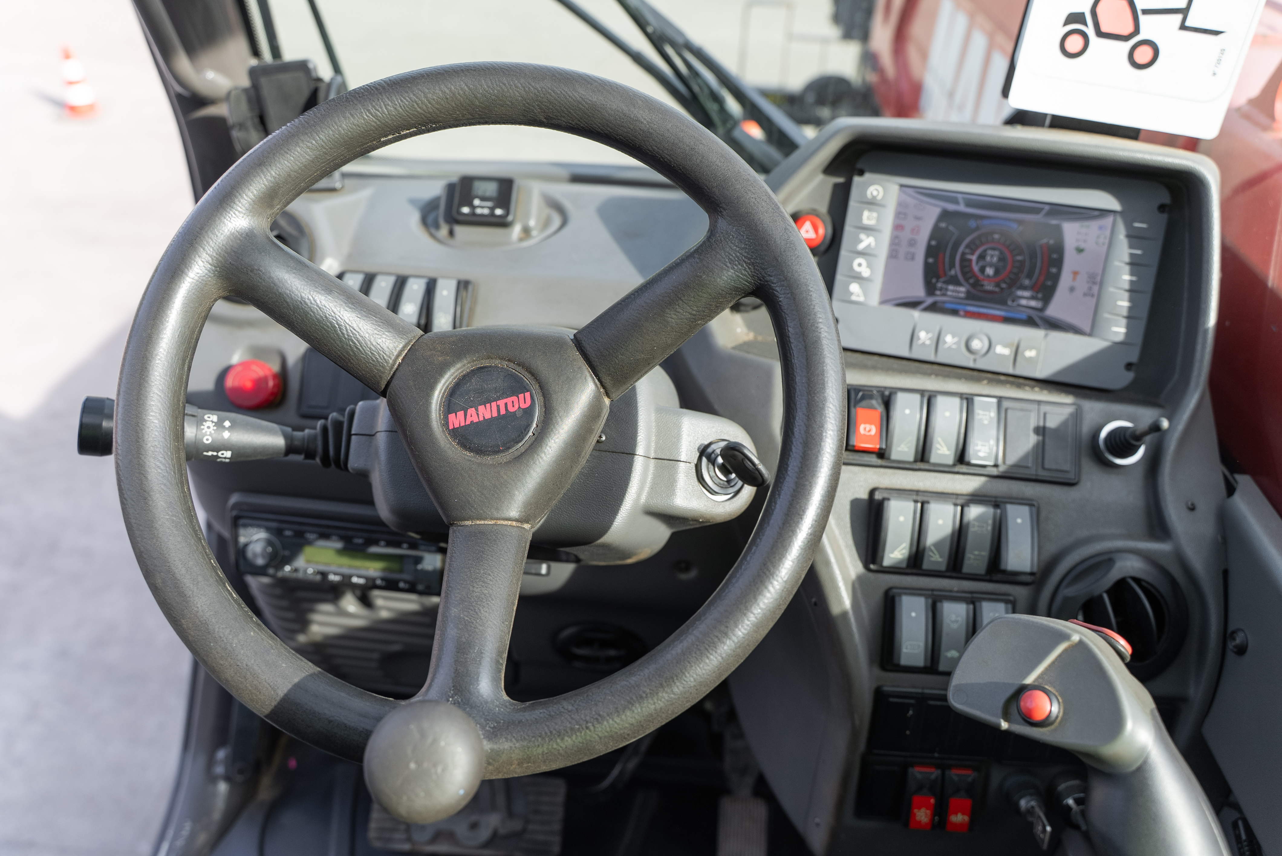 Manitou - Verreikers - MRT 2550 PRIV+ ST4 S2 - Interieur voor