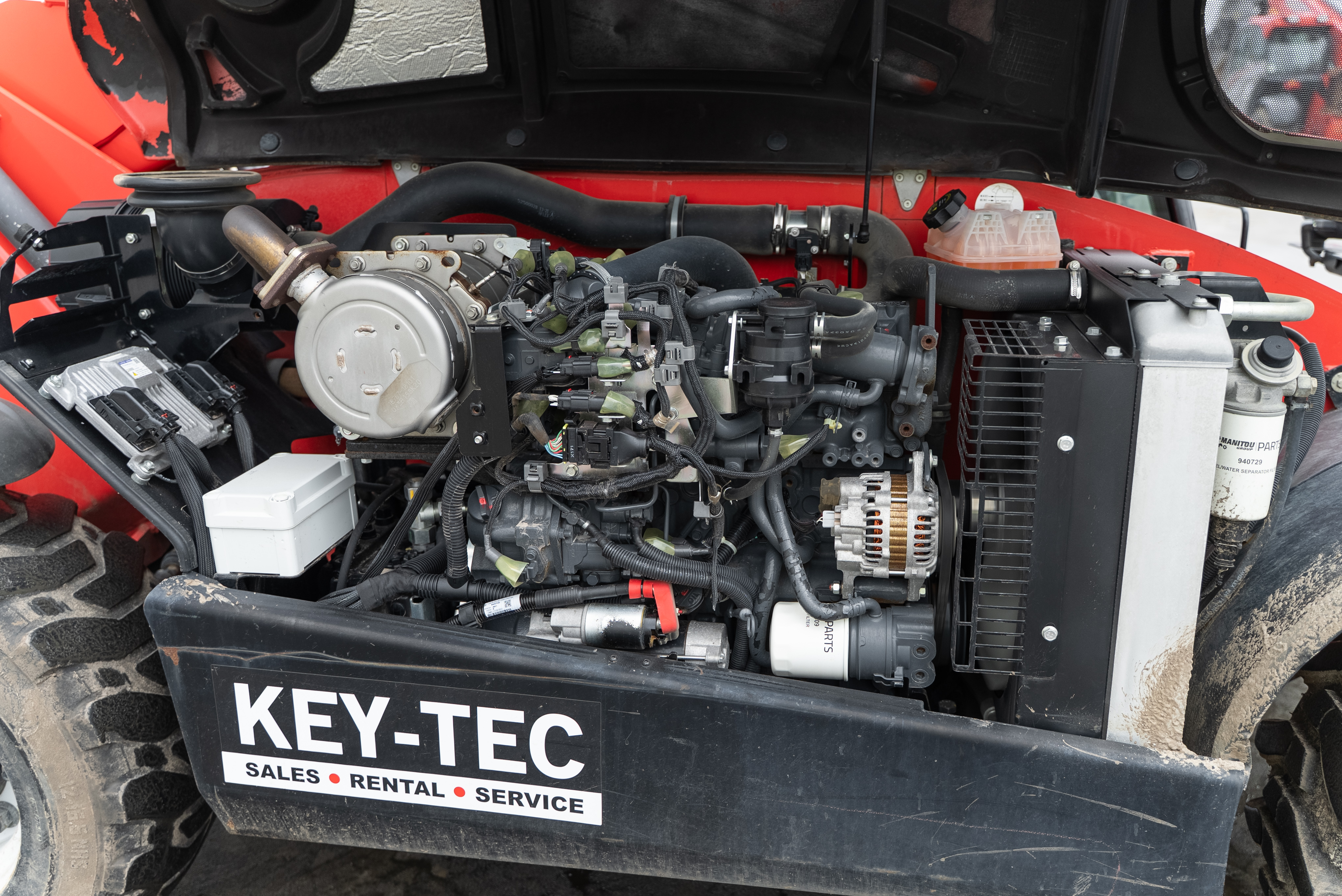 MT 625 H COMFORT 75K ST5 S1 - Engine