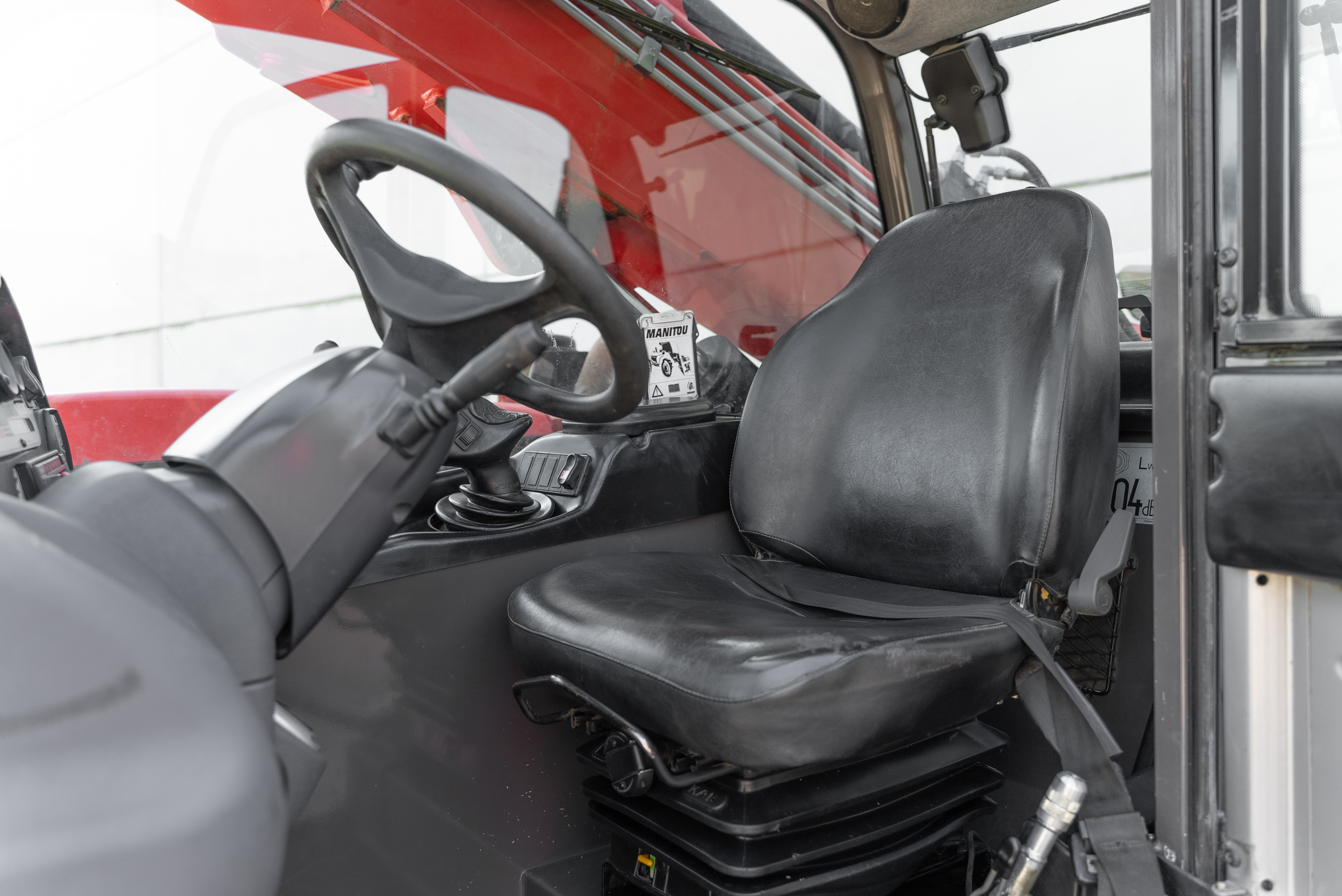 Manitou - Télescopiques - MT 932 EASY 75D ST3B S1 - Intérieur arrière