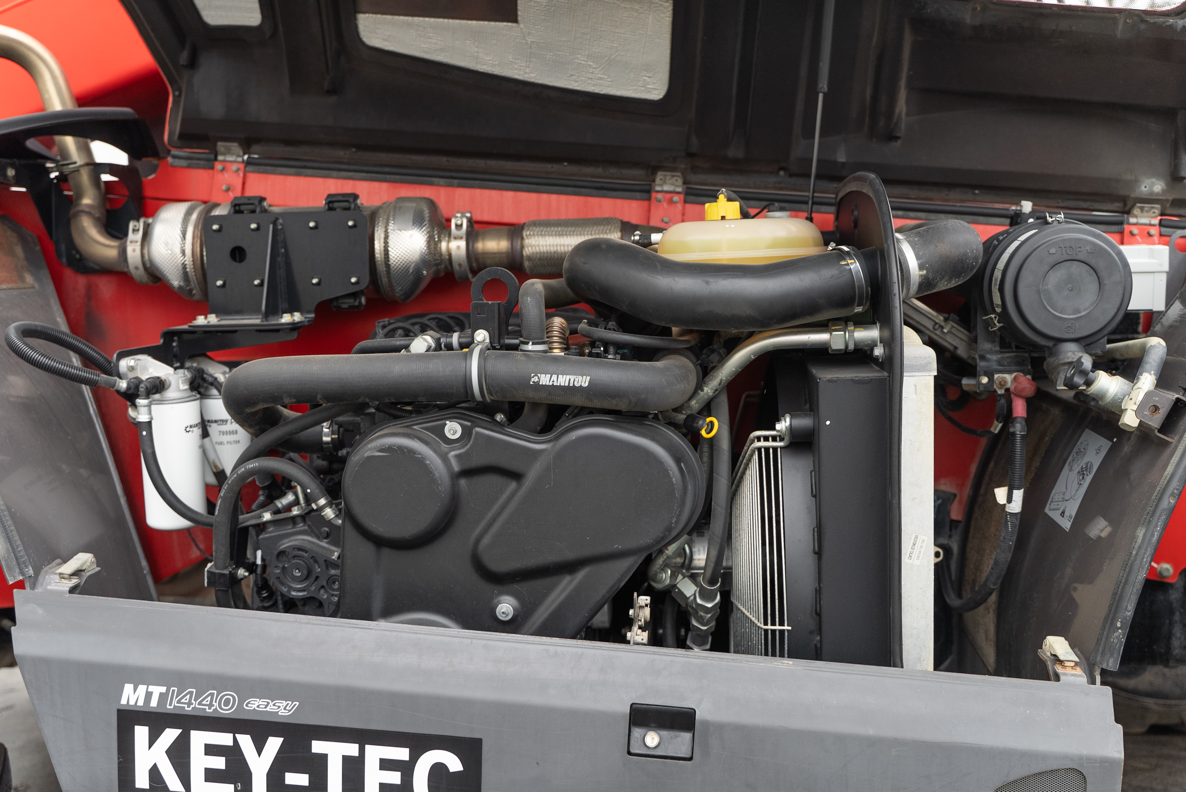 MT 1440 EASY 75D ST3B S1 - Engine