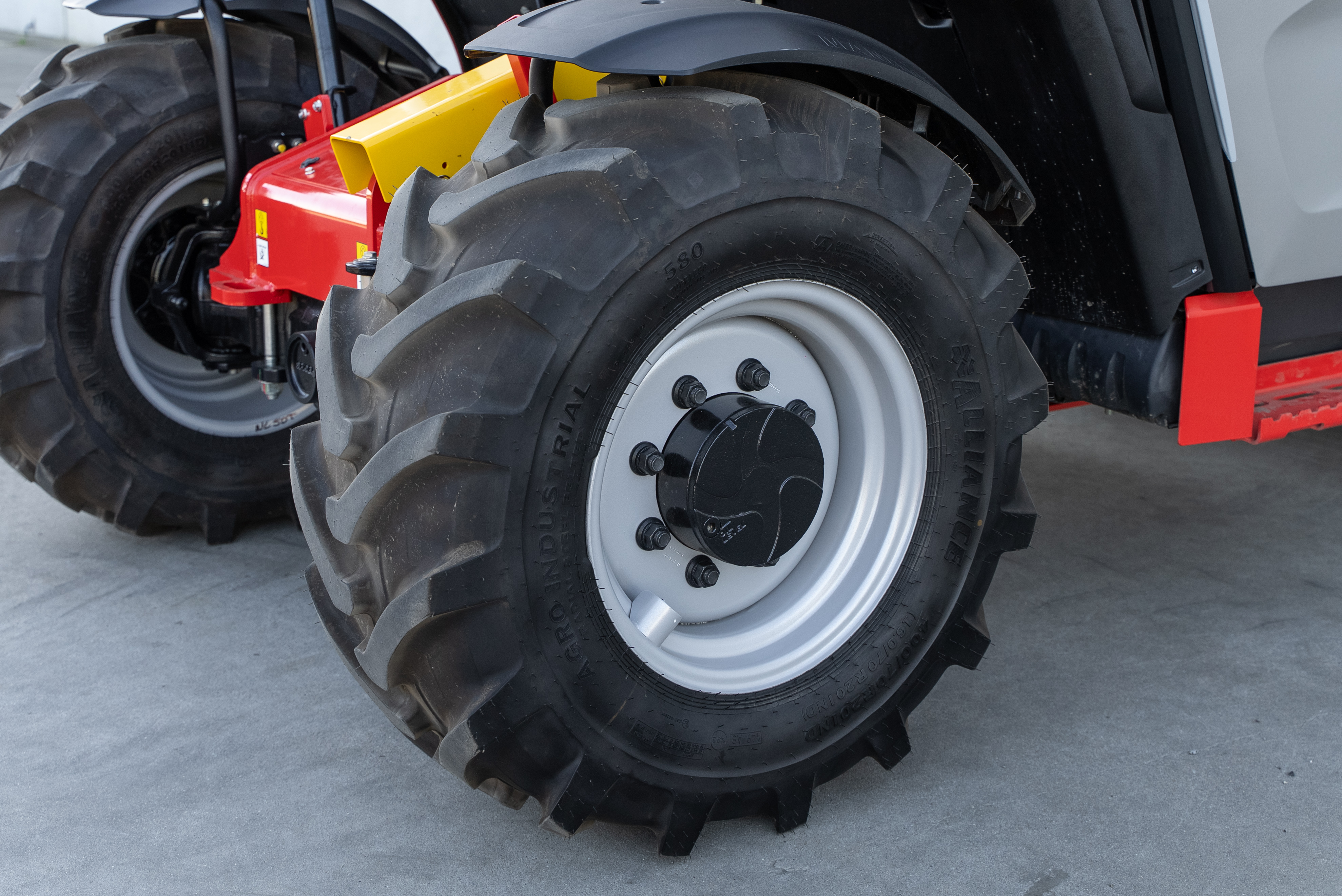 Manitou - Telehandlers - MLT 630 115D V ST5 S1 - Chassis / Wheel