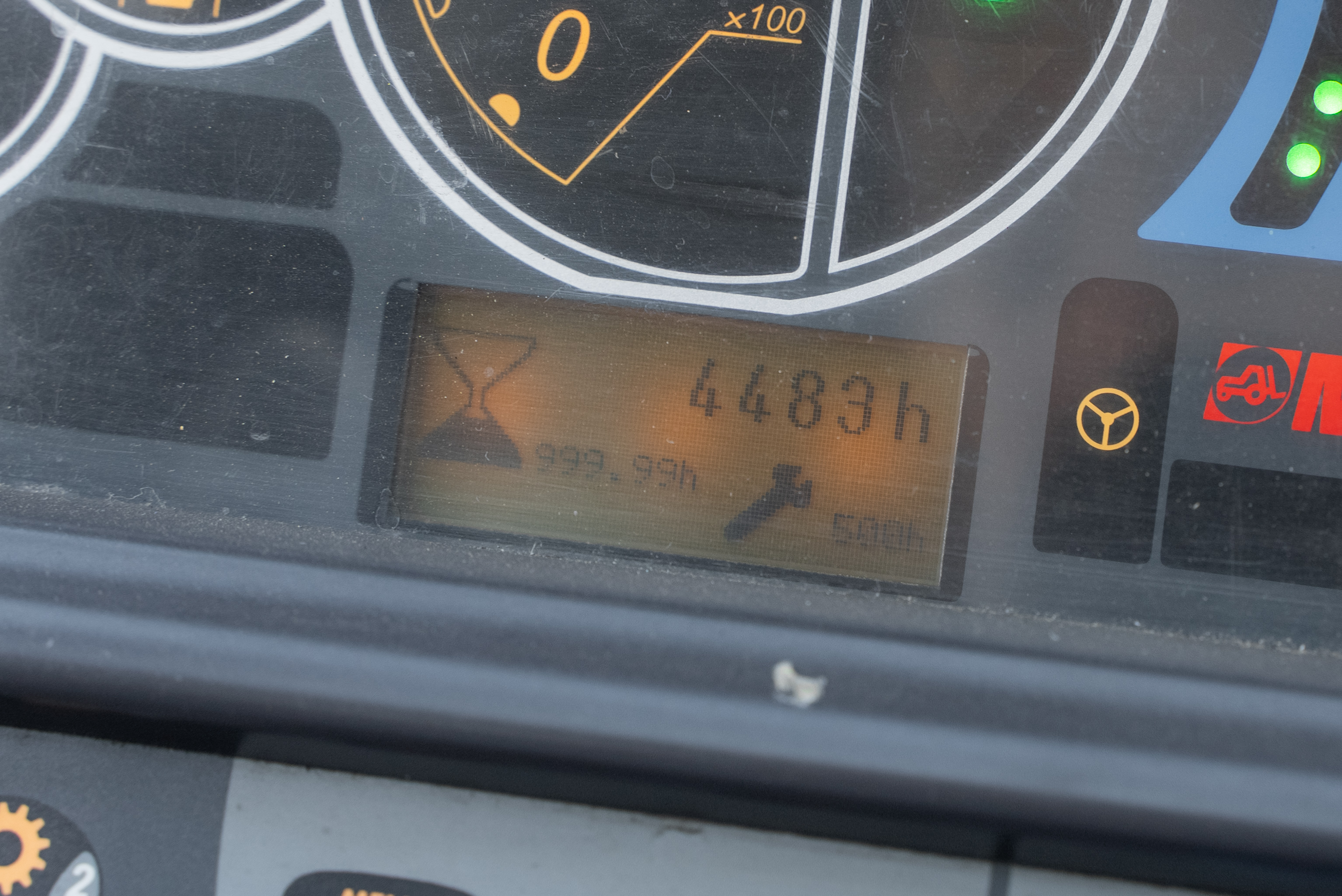 MT 1440 EASY 75D ST3B S1 - Hours / Display