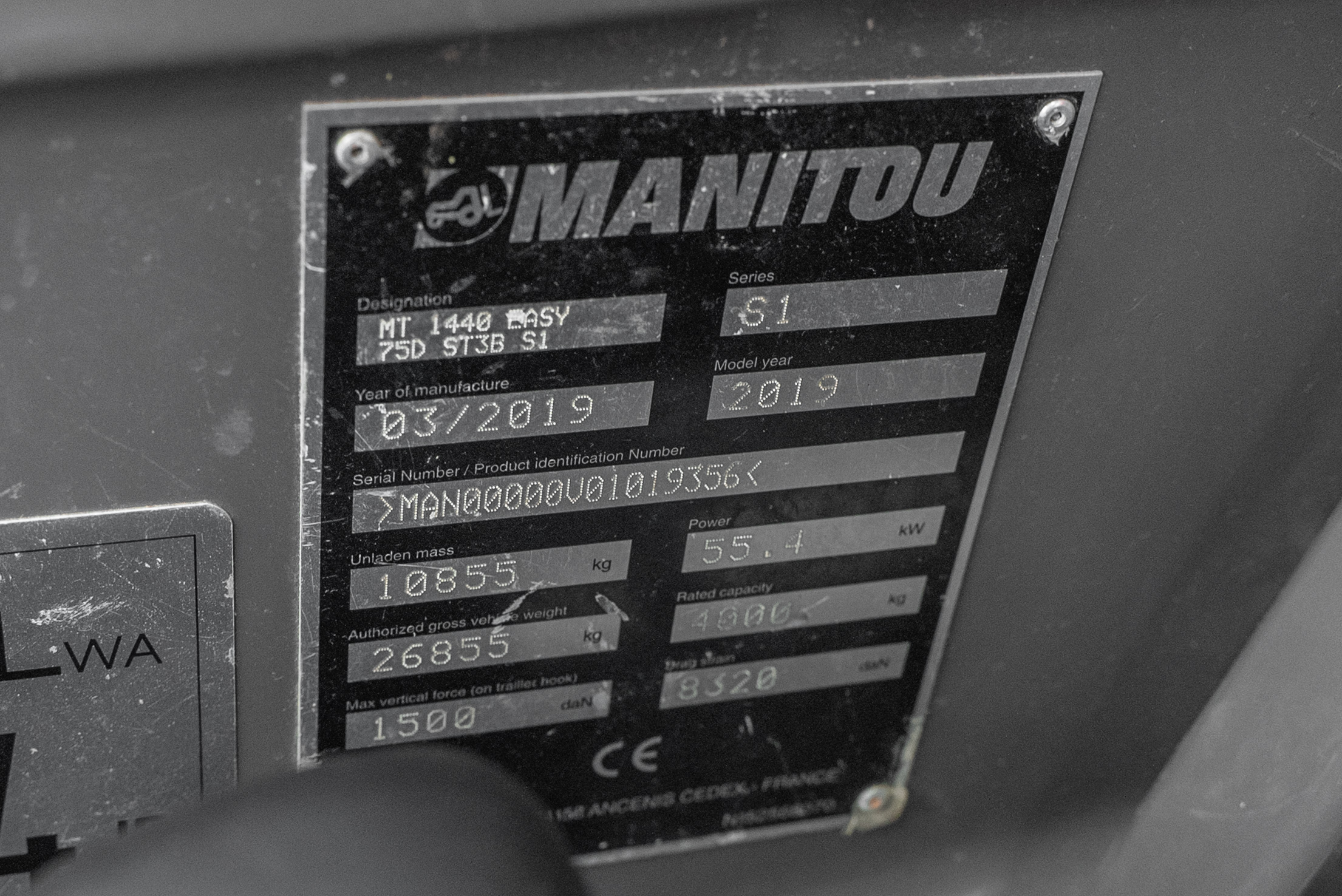 MT 1440 EASY 75D ST3B S1 - Identification plate