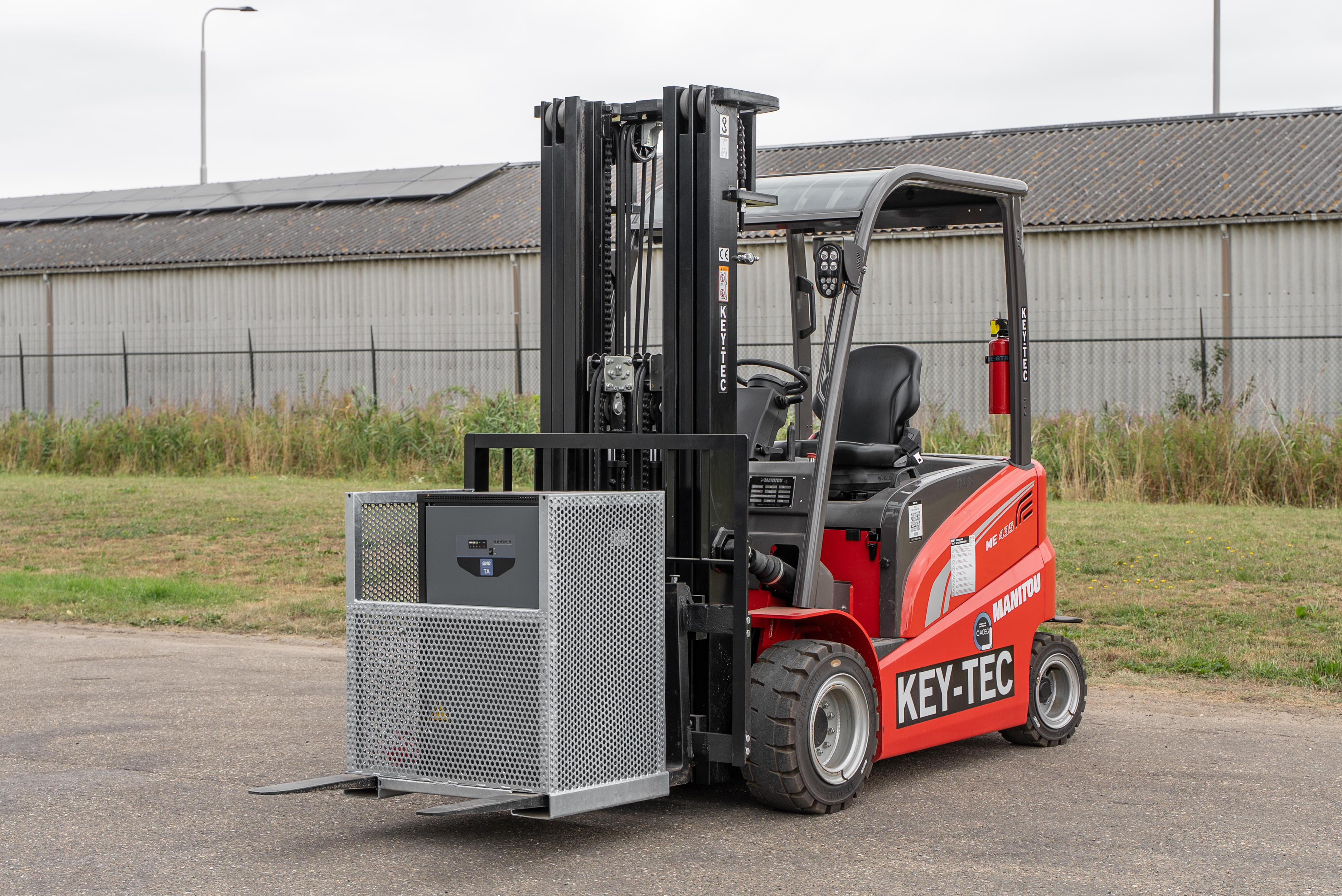 Manitou - Heftrucks - ME 435 80V S3 - Links voor