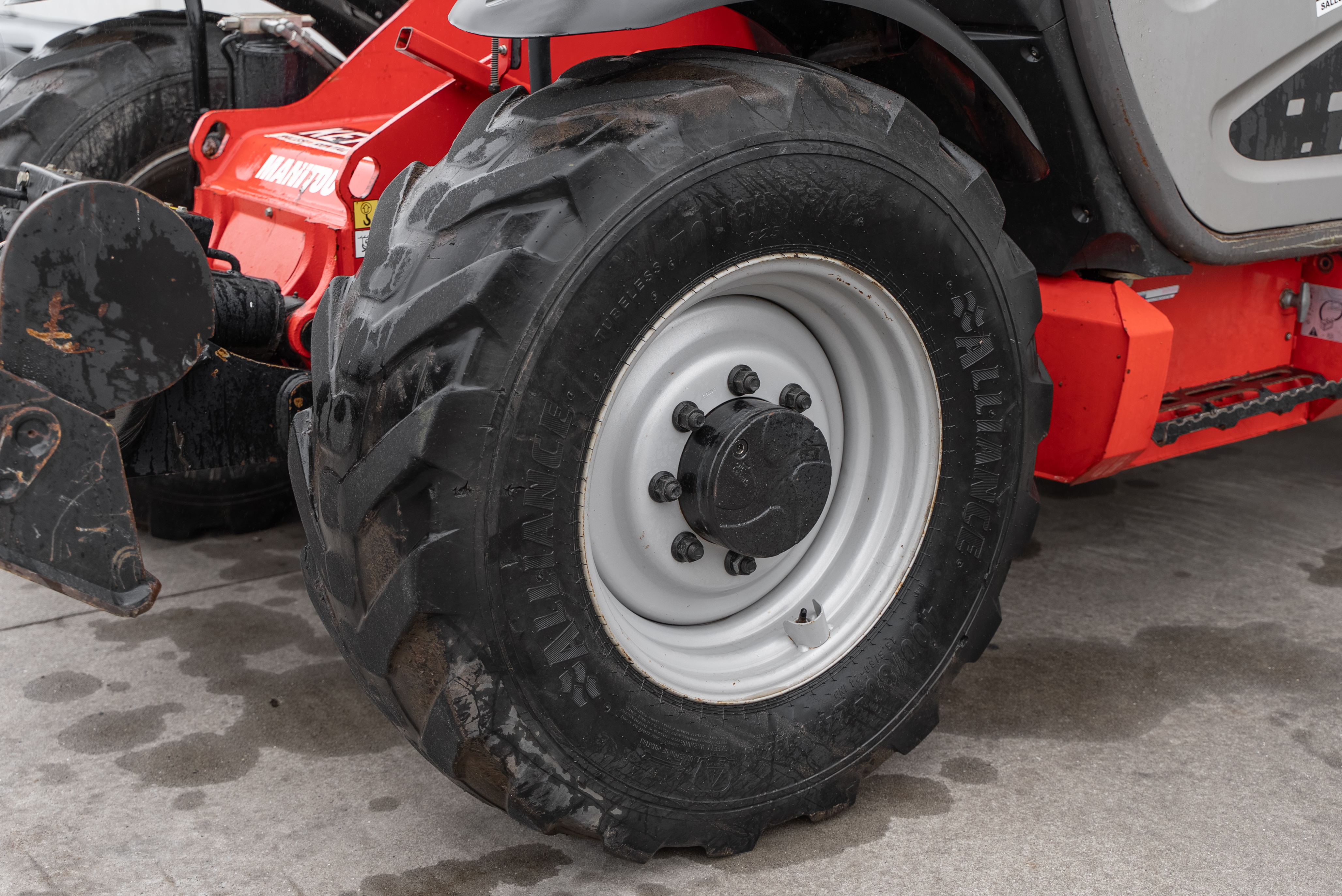 MT 1135 EASY 75D ST3B S1 - Chassis / Wheel