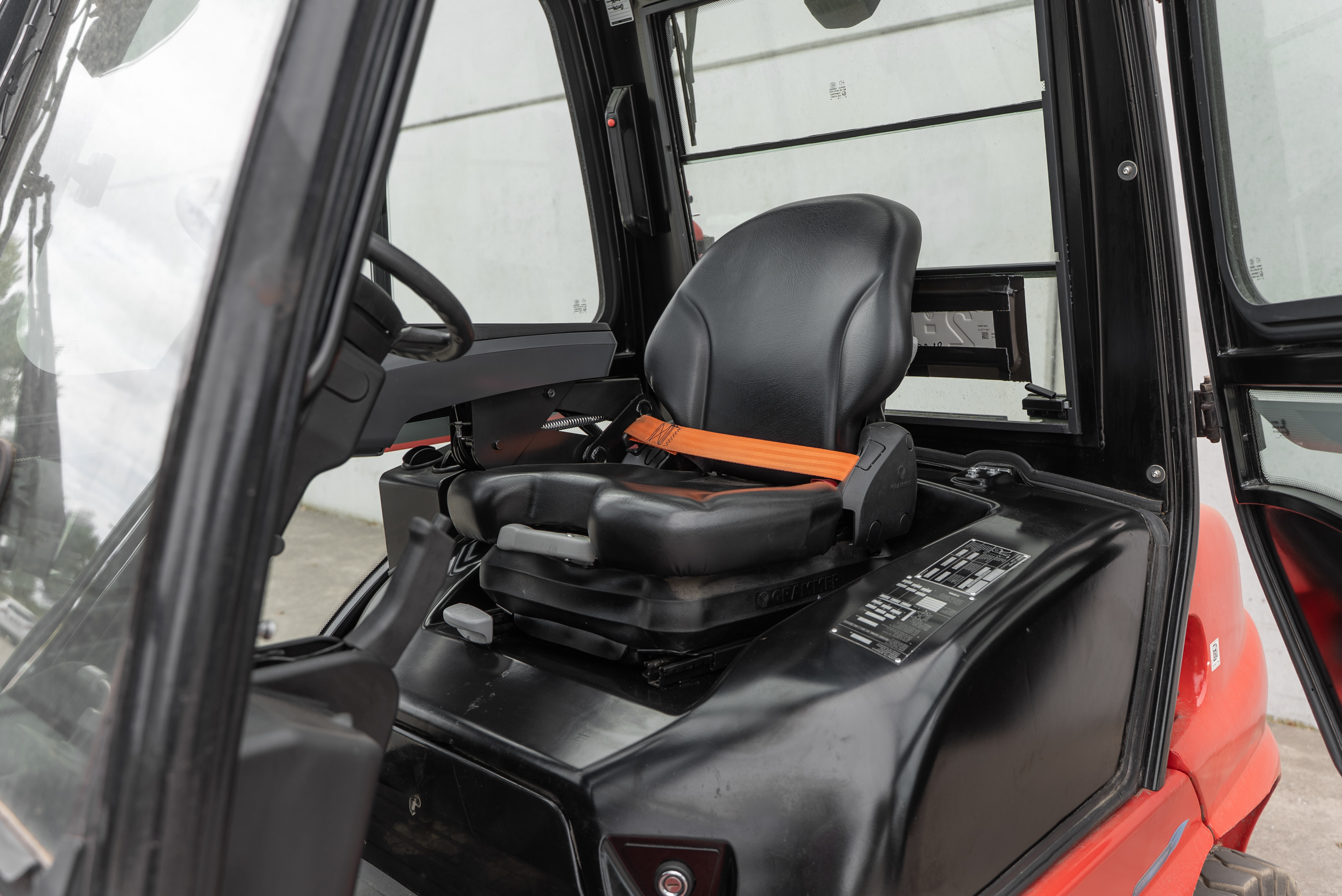 MI 30 D K ST5 S1 - Interior back