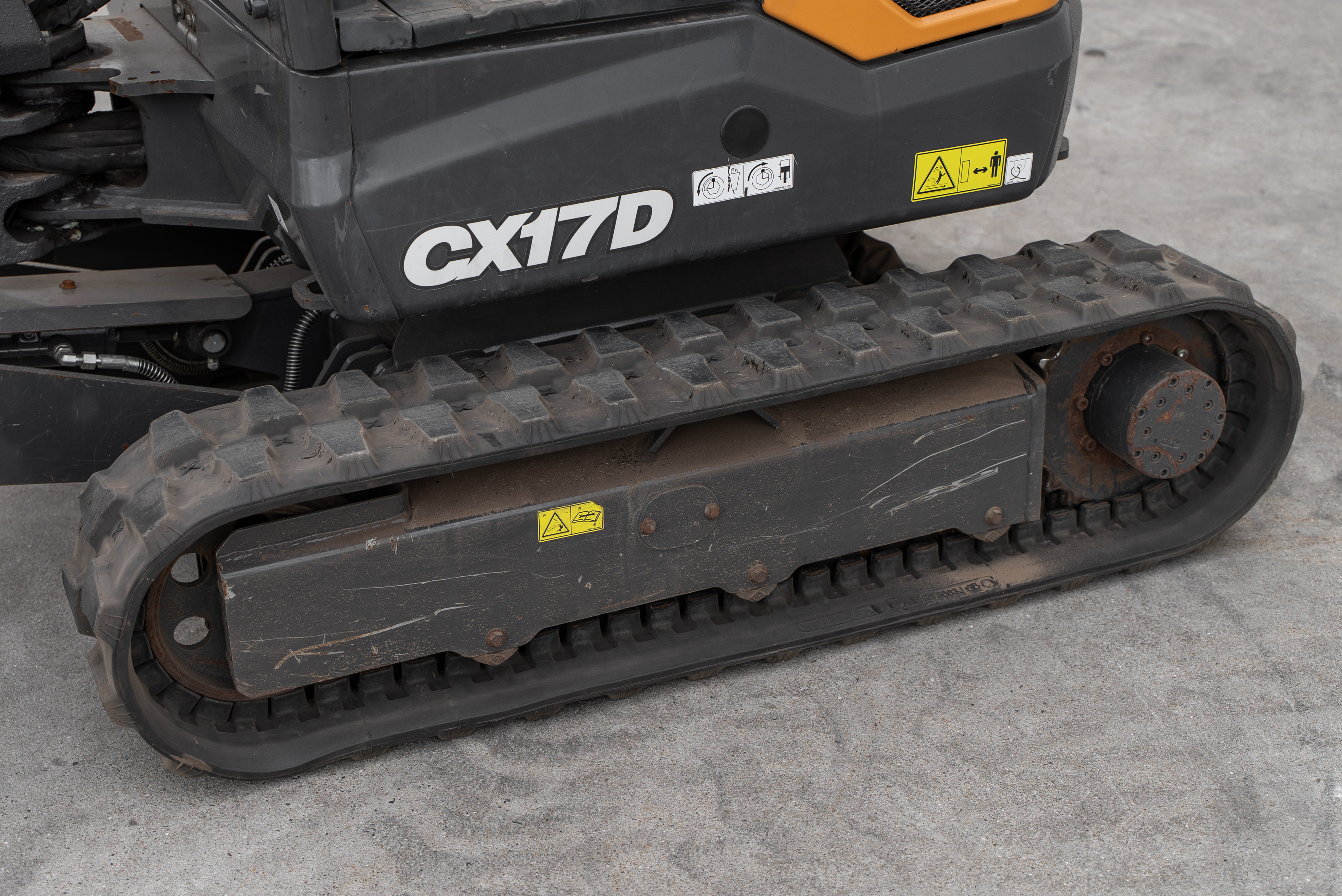 CX 17 D  - Chassis / Wheel