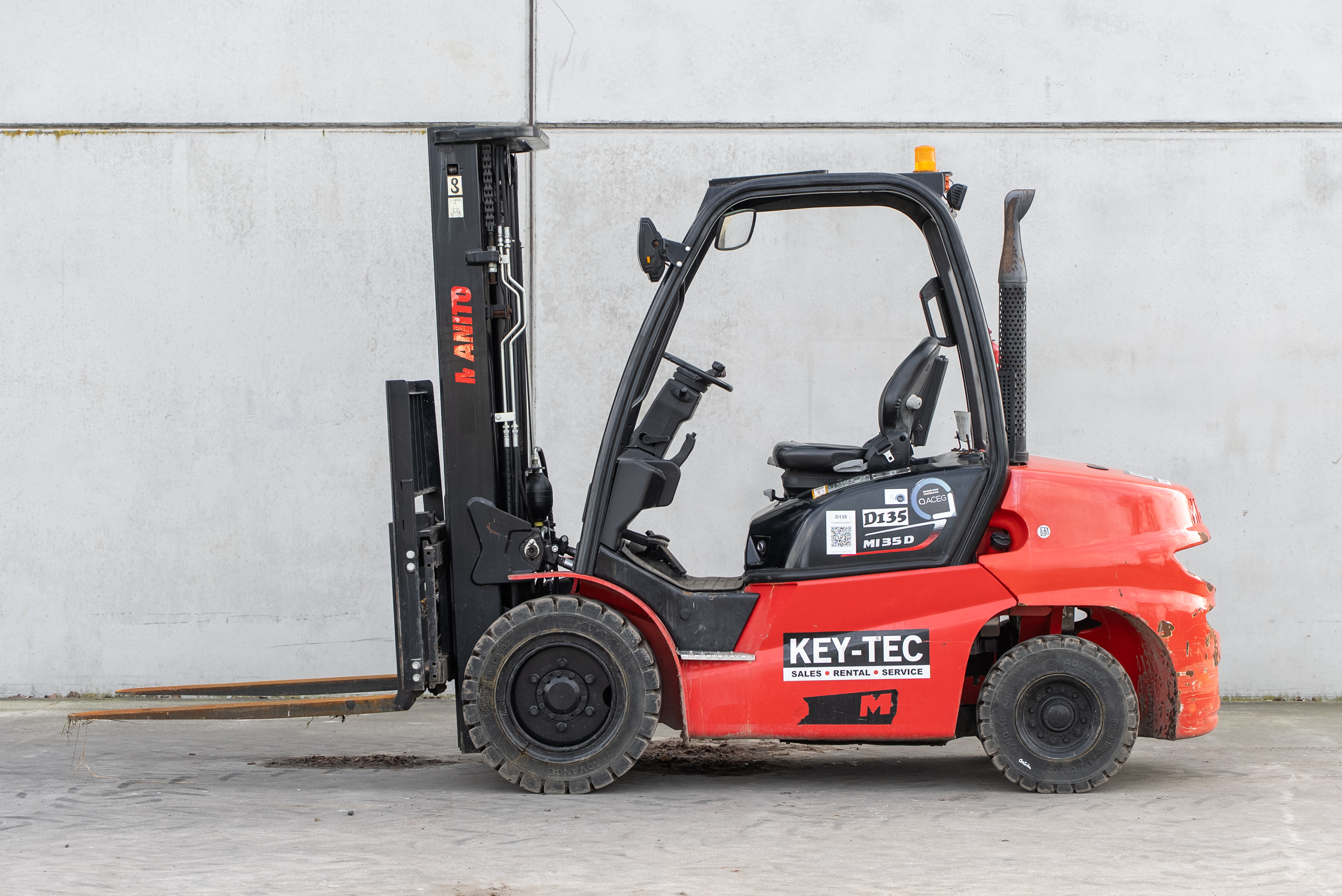 Manitou - Chariots élévateurs - MI 35 D K ST5 S1 - Vue latérale