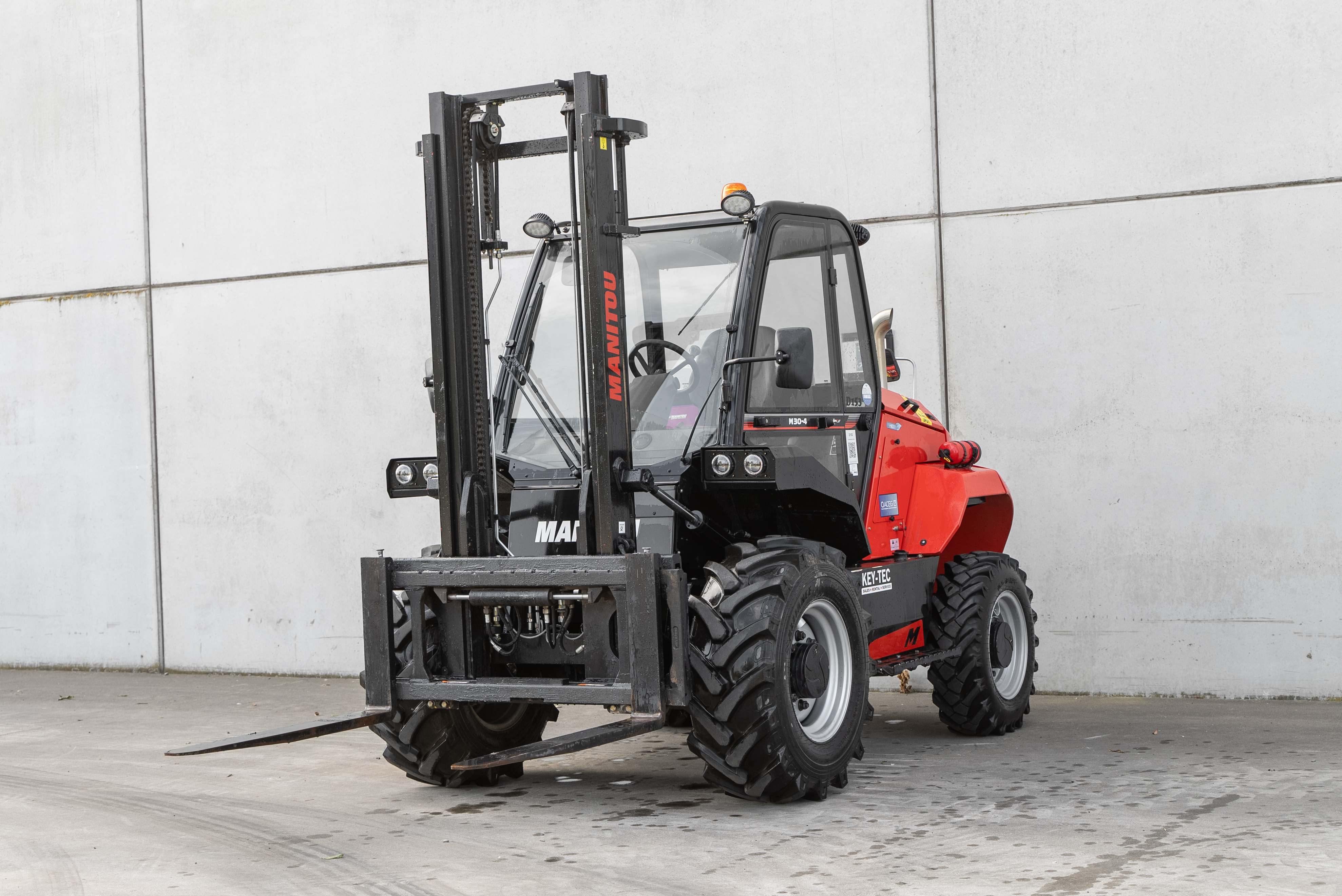 M 30-4 D ST5 S1 - Front left