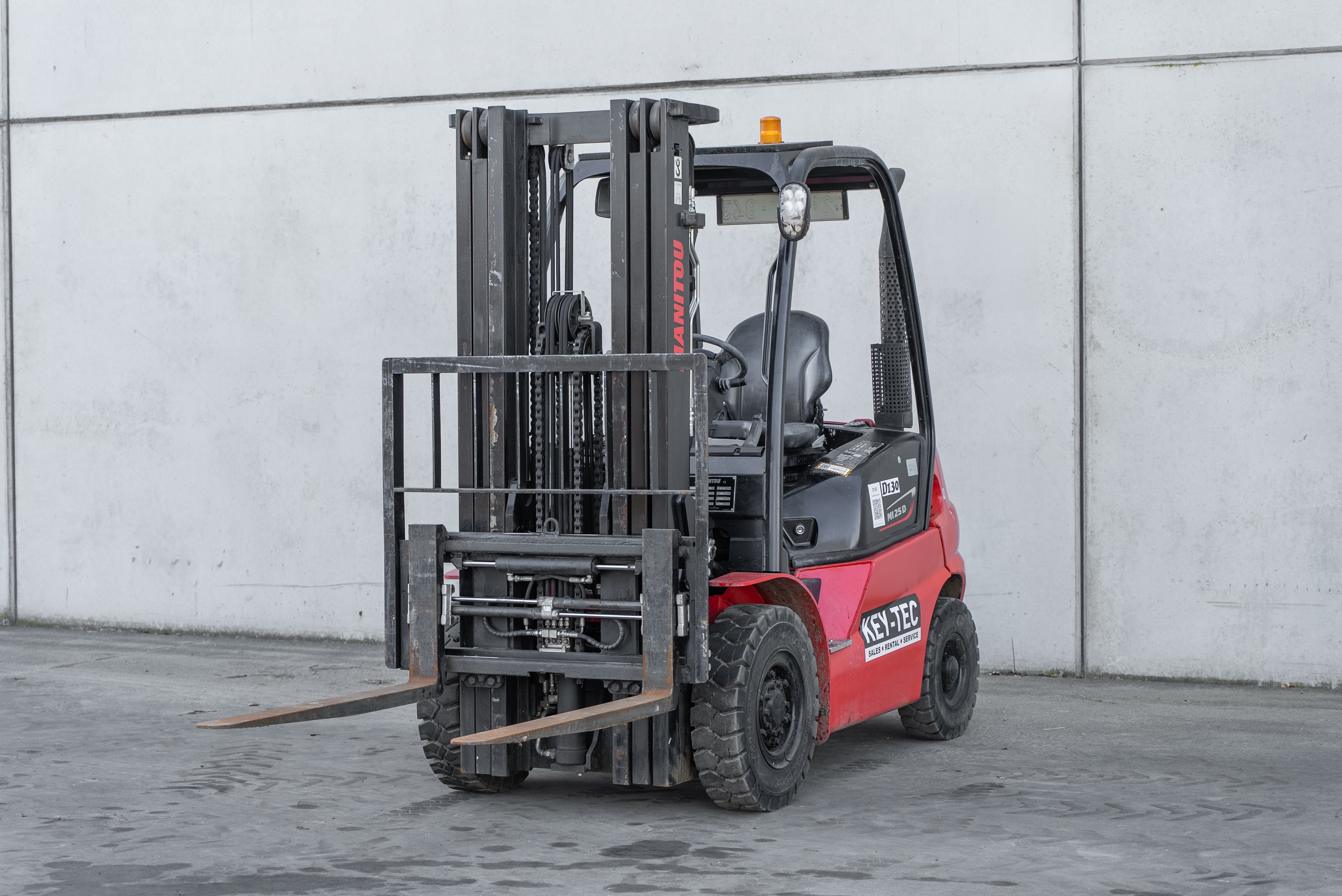 Manitou - Chariots élévateurs - MI 25 D K ST5 S1 - Avant gauche