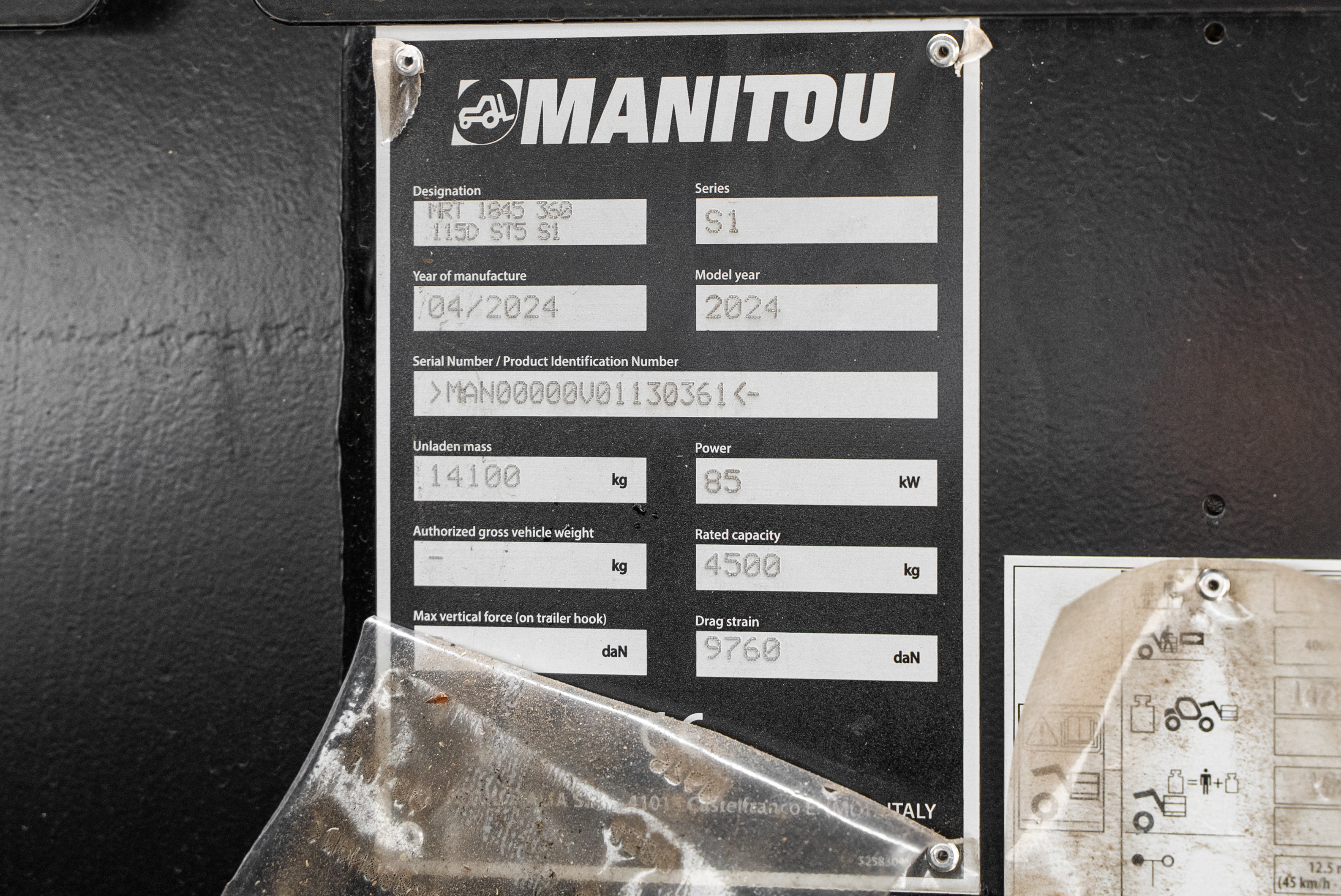 MRT 1845 360 115D ST5 S1 - Identification plate