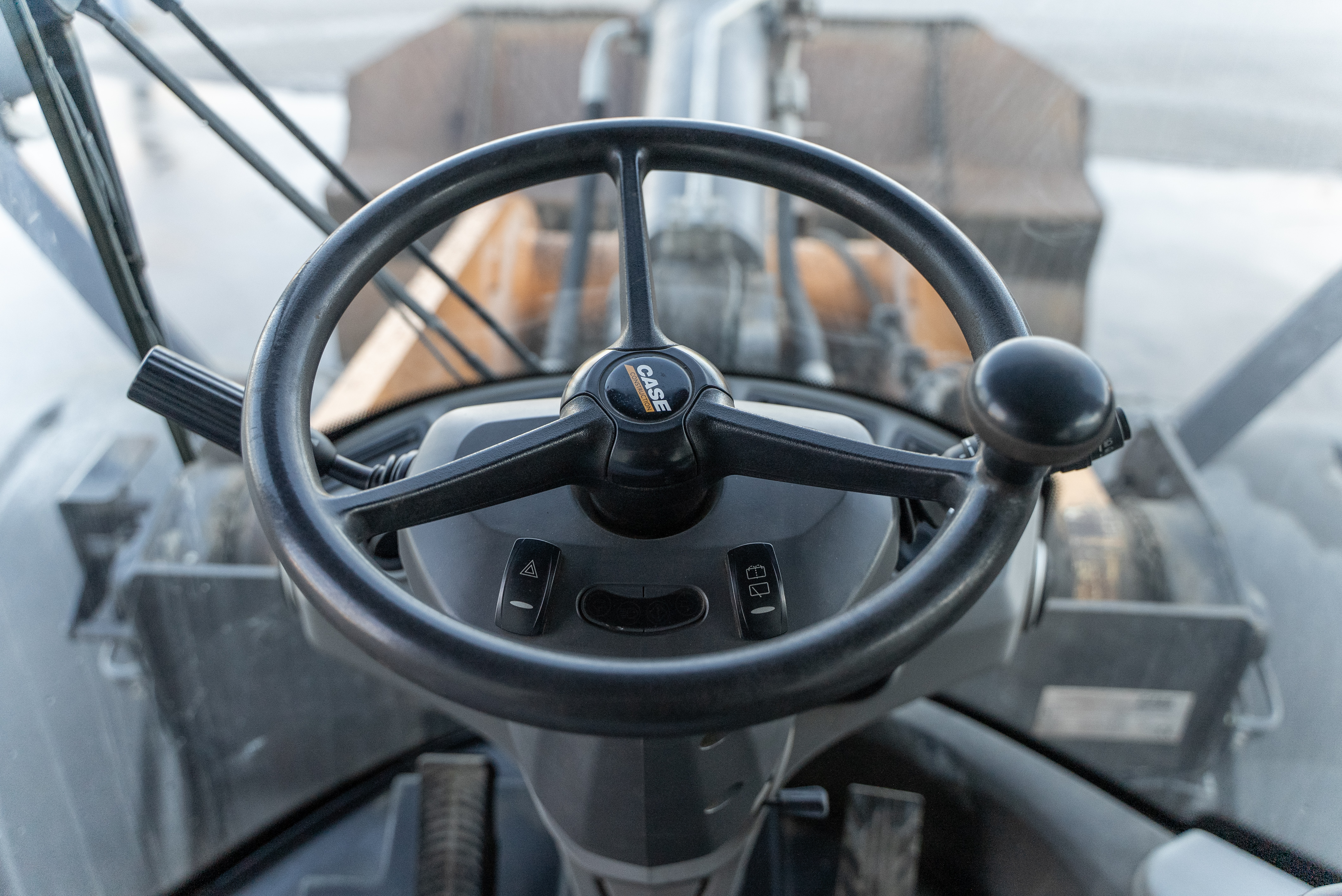 1121 G - Interior front
