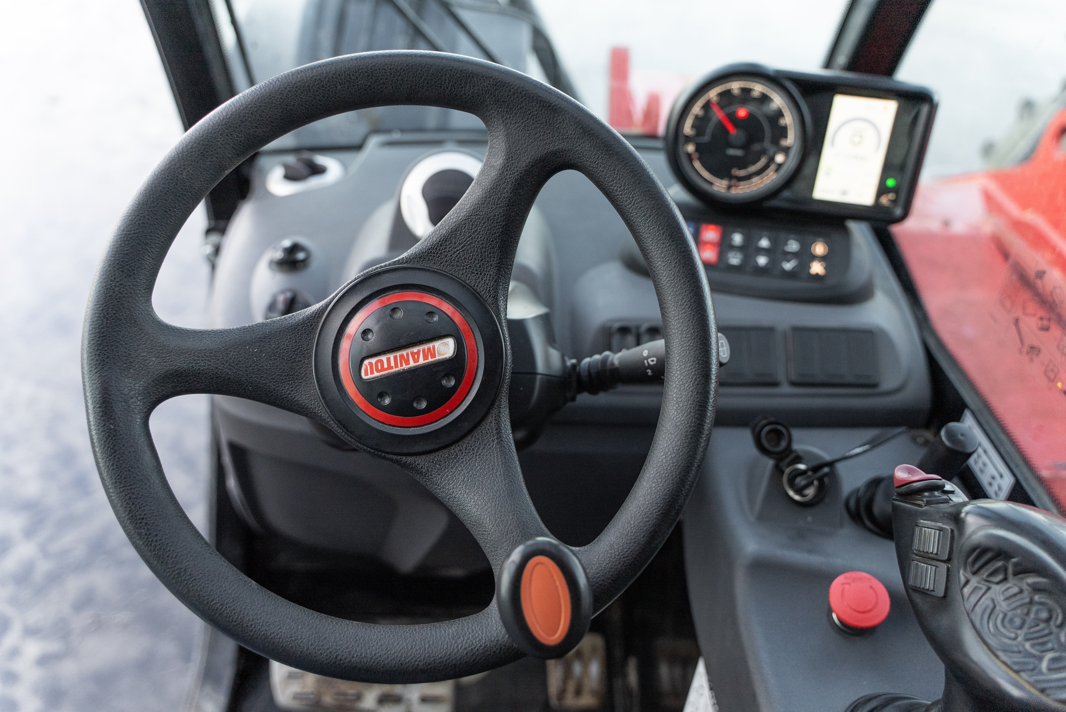 MT 930 H 75K ST5 S1 - Interior front