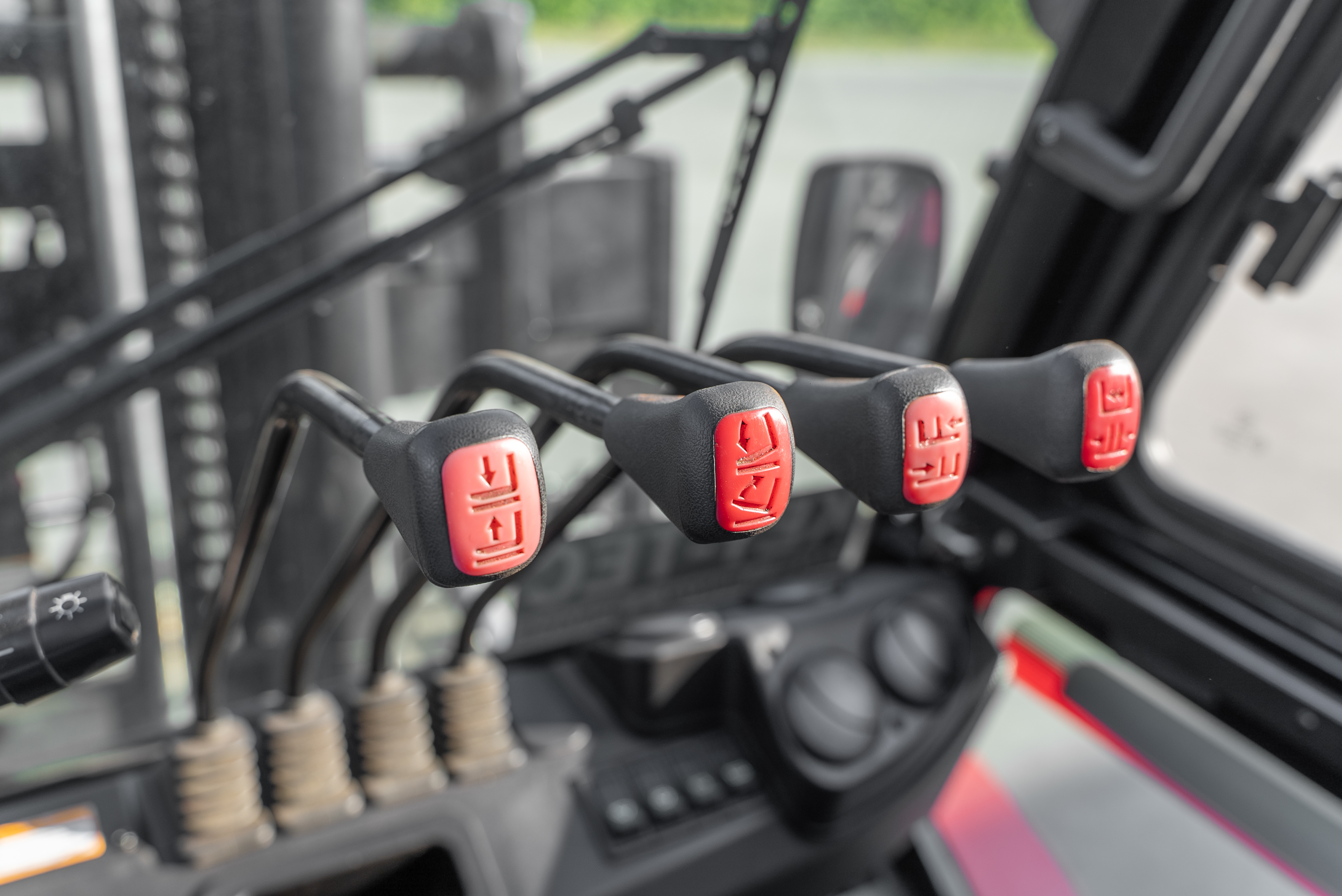 Manitou - Chariots élévateurs - MI 80 D D ST5 S1 - Image produit