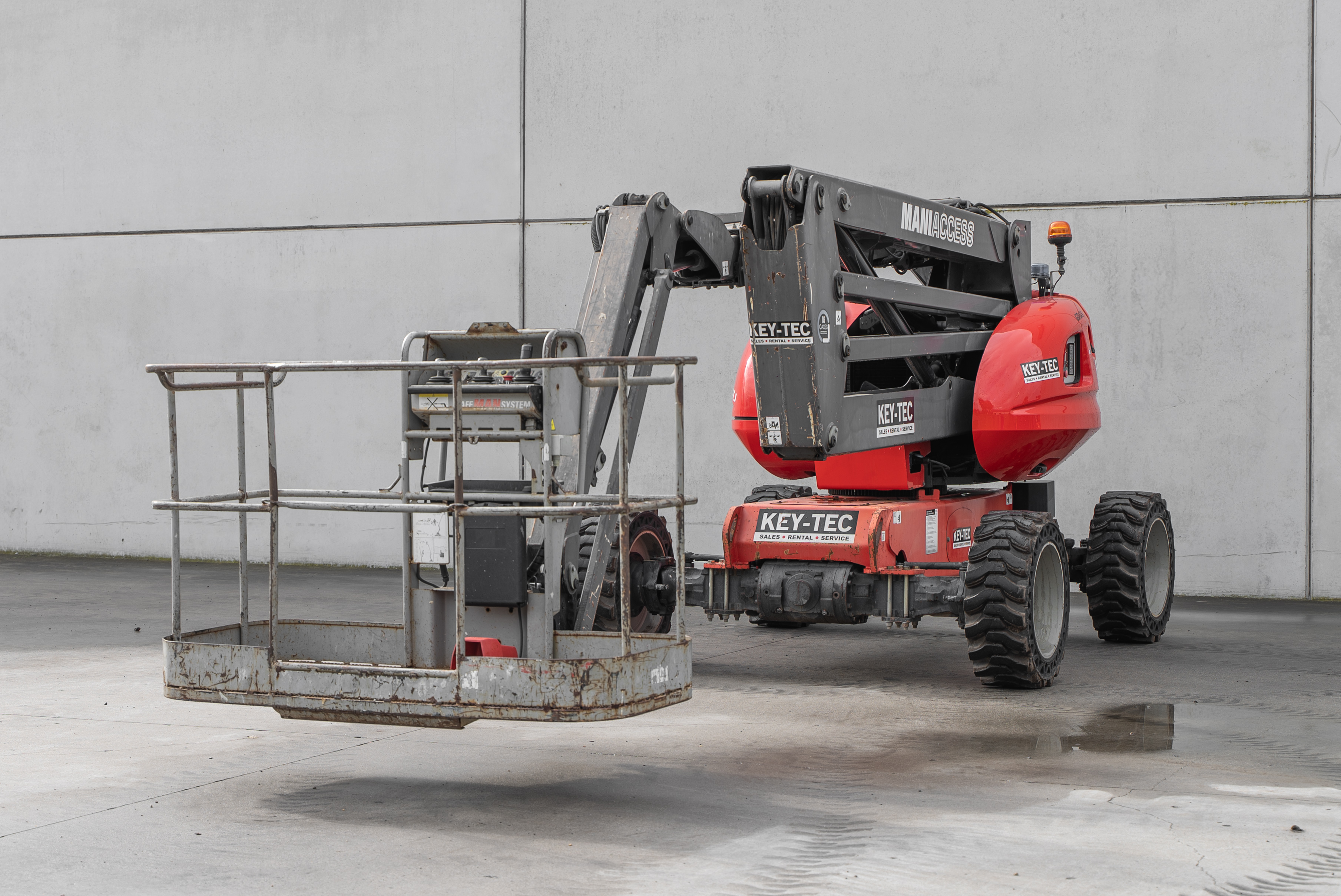 Manitou - Hoogwerkers - ATJ 160 E3 - Links voor