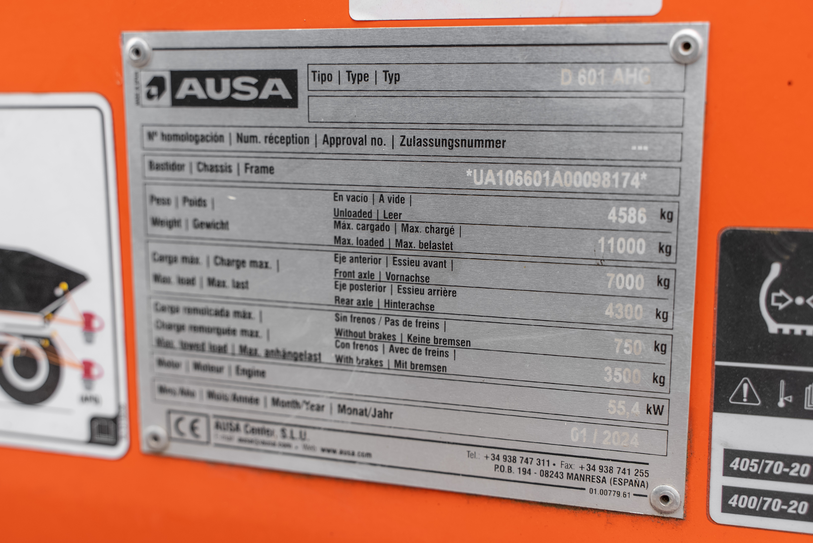 D 601 AHG - Identification plate
