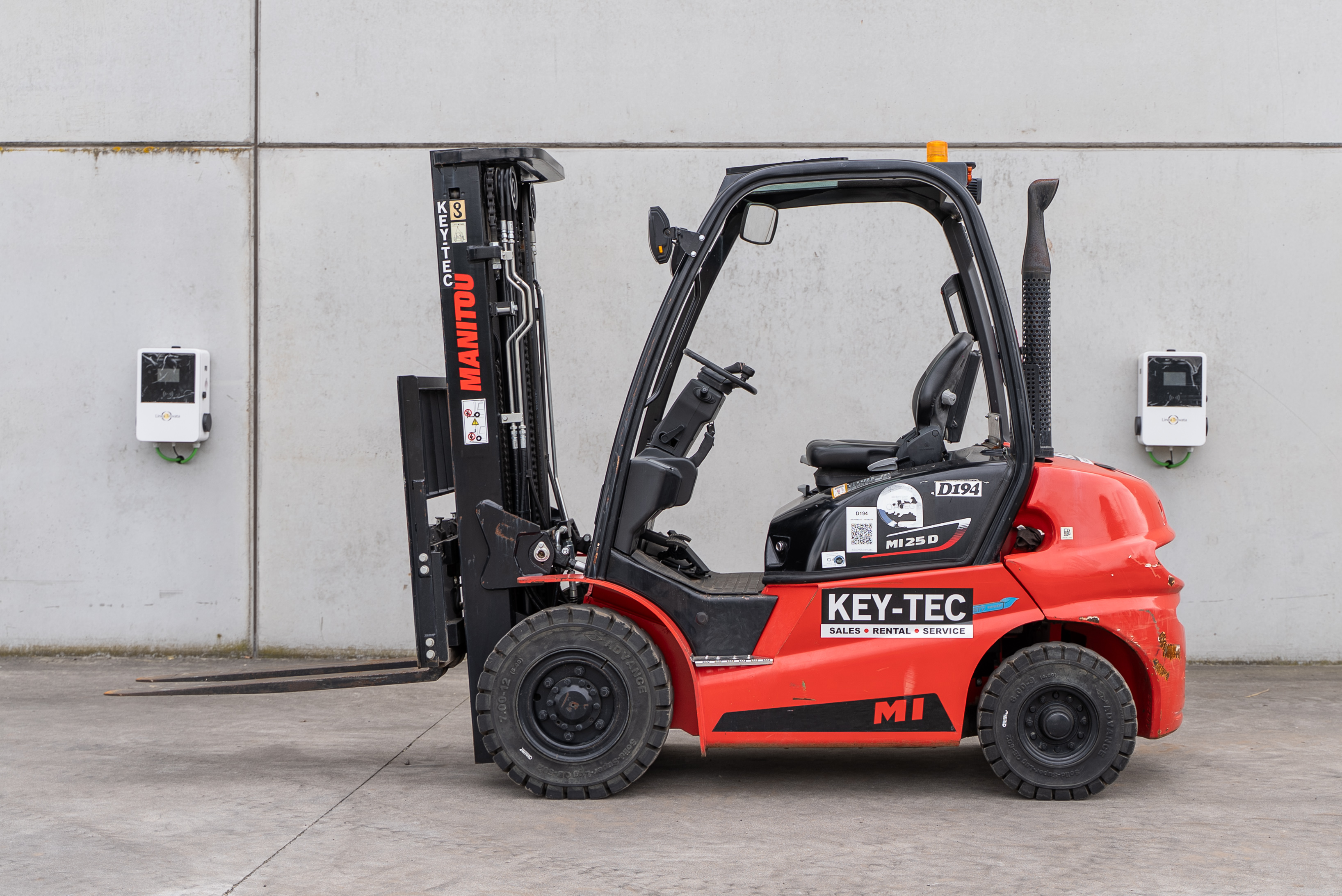 Manitou - Chariots élévateurs - MI 25 D K ST5 S1 - Vue latérale
