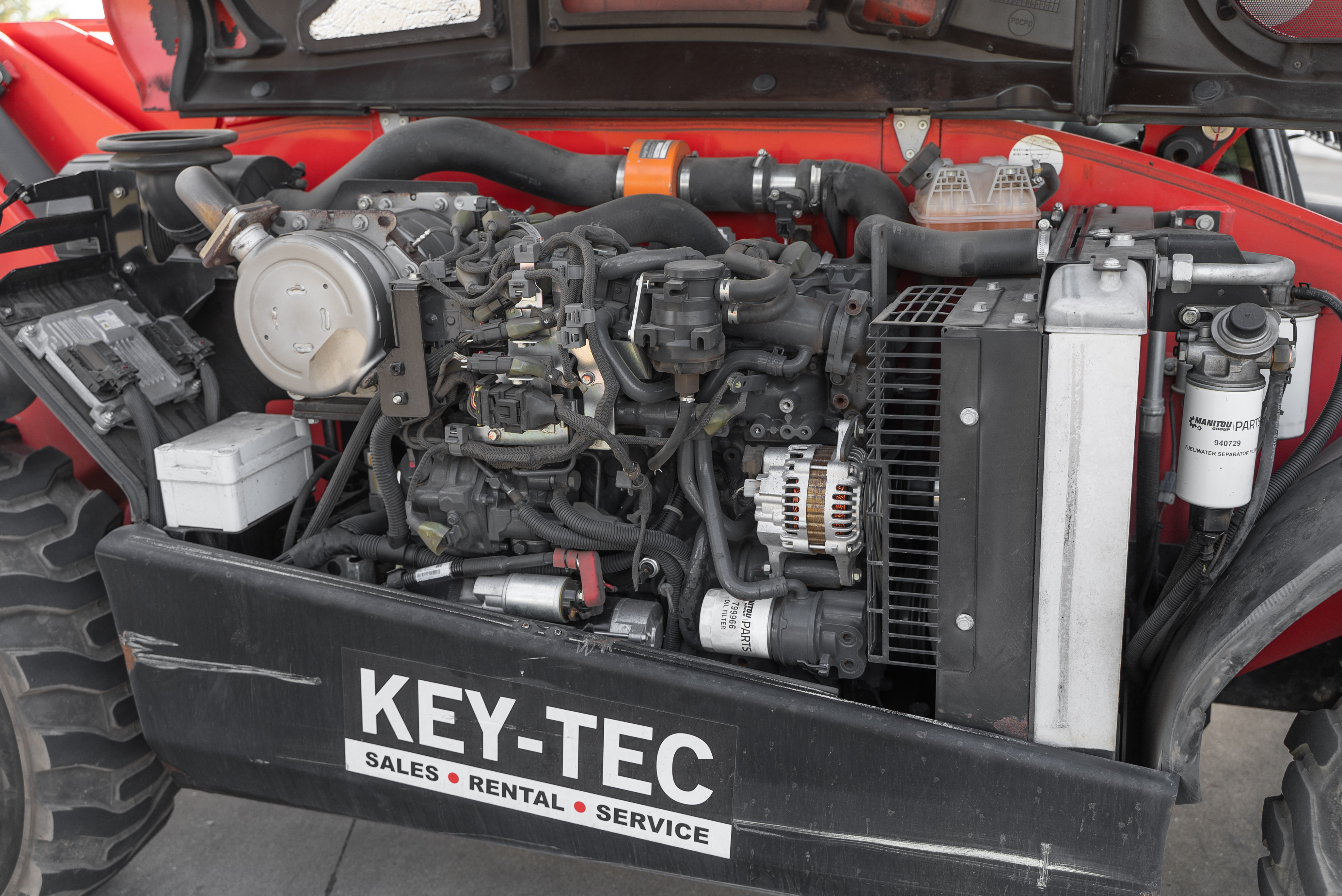 MT 625 H COMFORT 75K ST5 S1 - Engine
