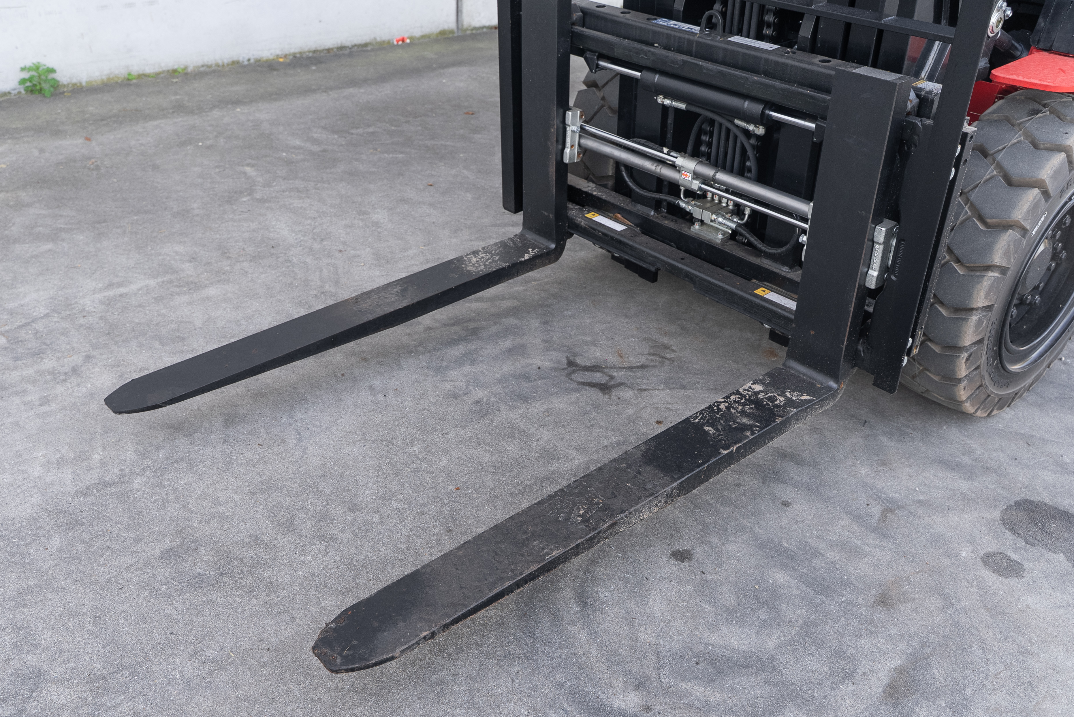 Manitou - Heftrucks - MI 30 D K ST5 S1 - Productfoto