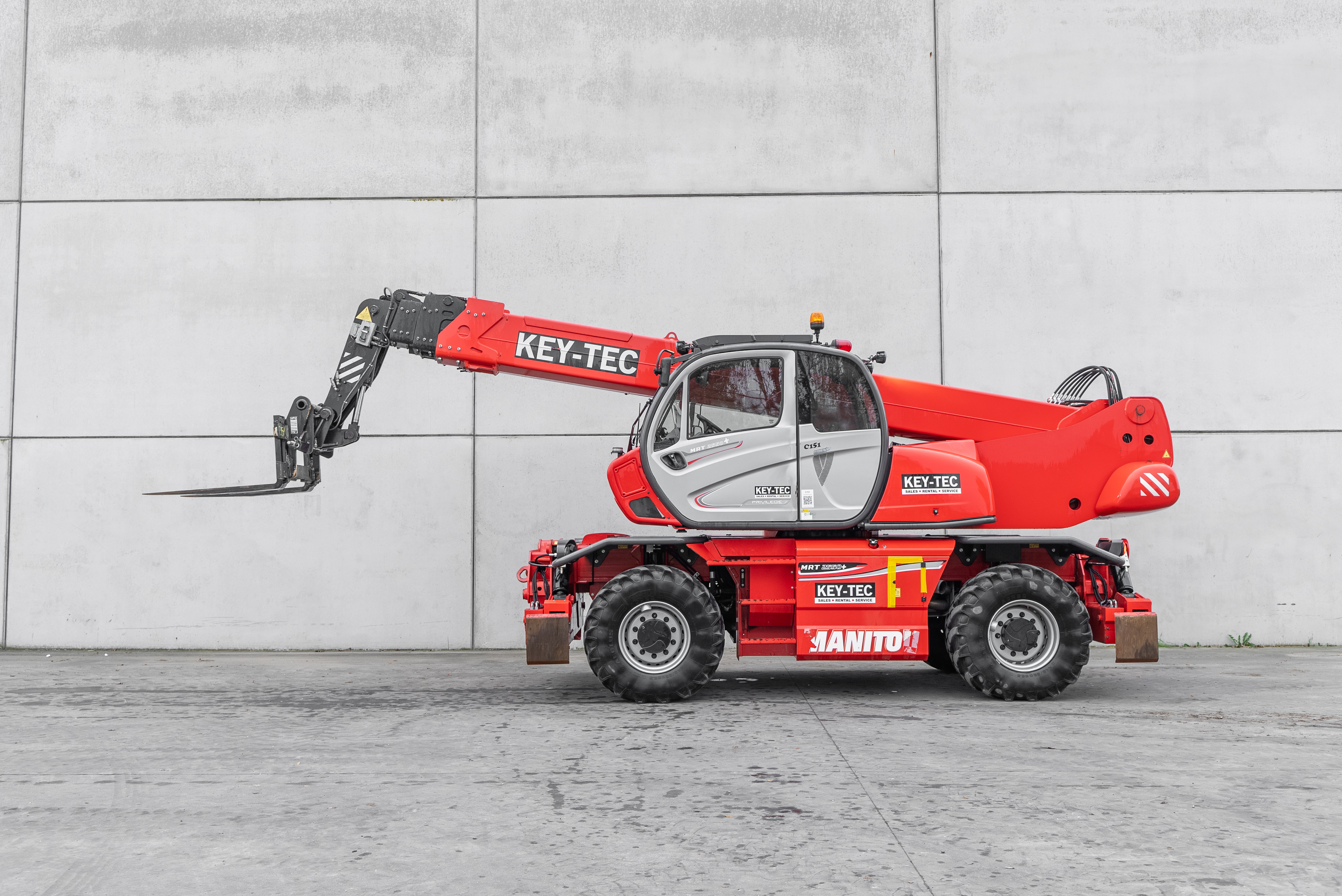 Manitou - Telehandlers - MRT 2550 PRIV+ ST4 S2 - Side