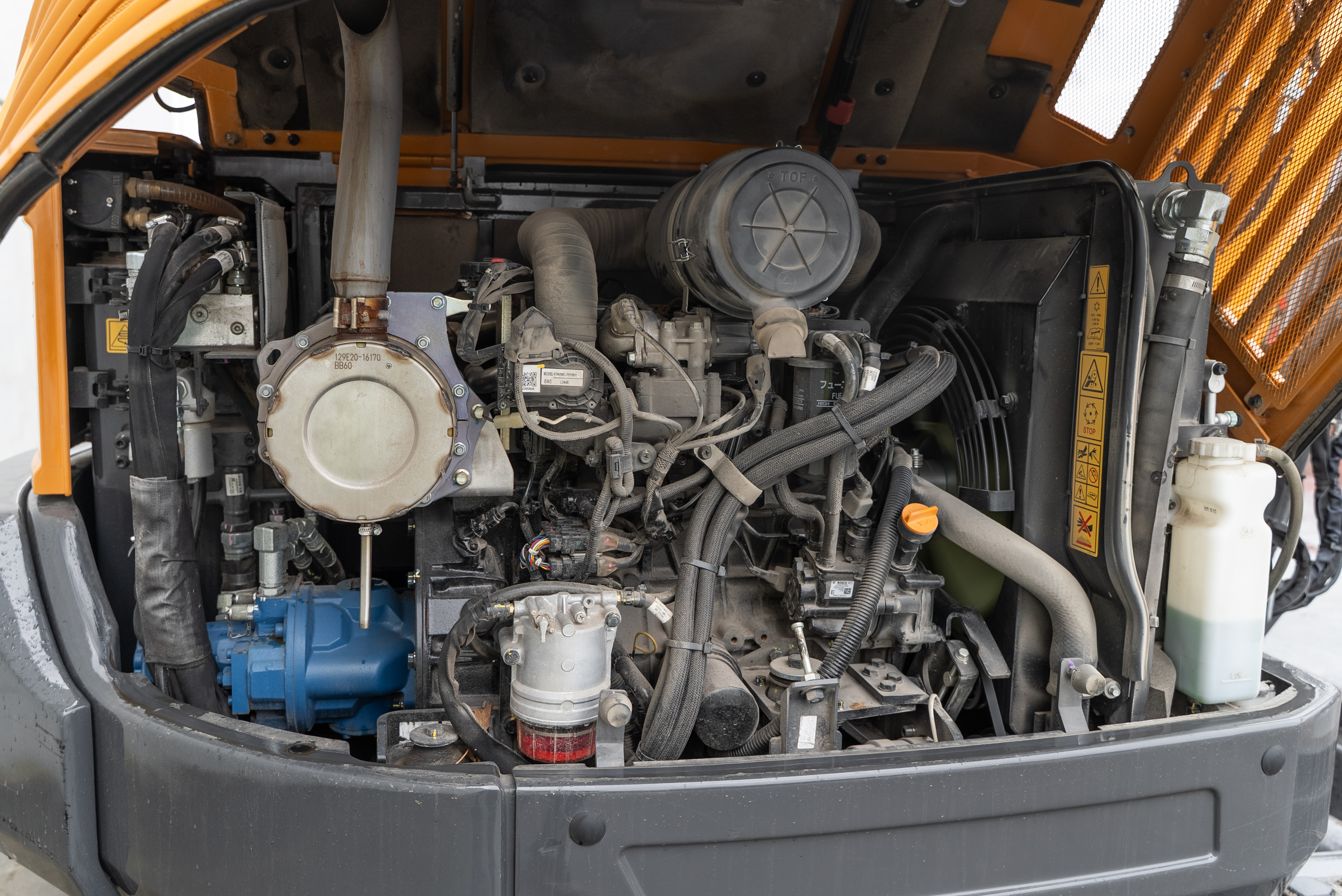 CX 60 C - Engine
