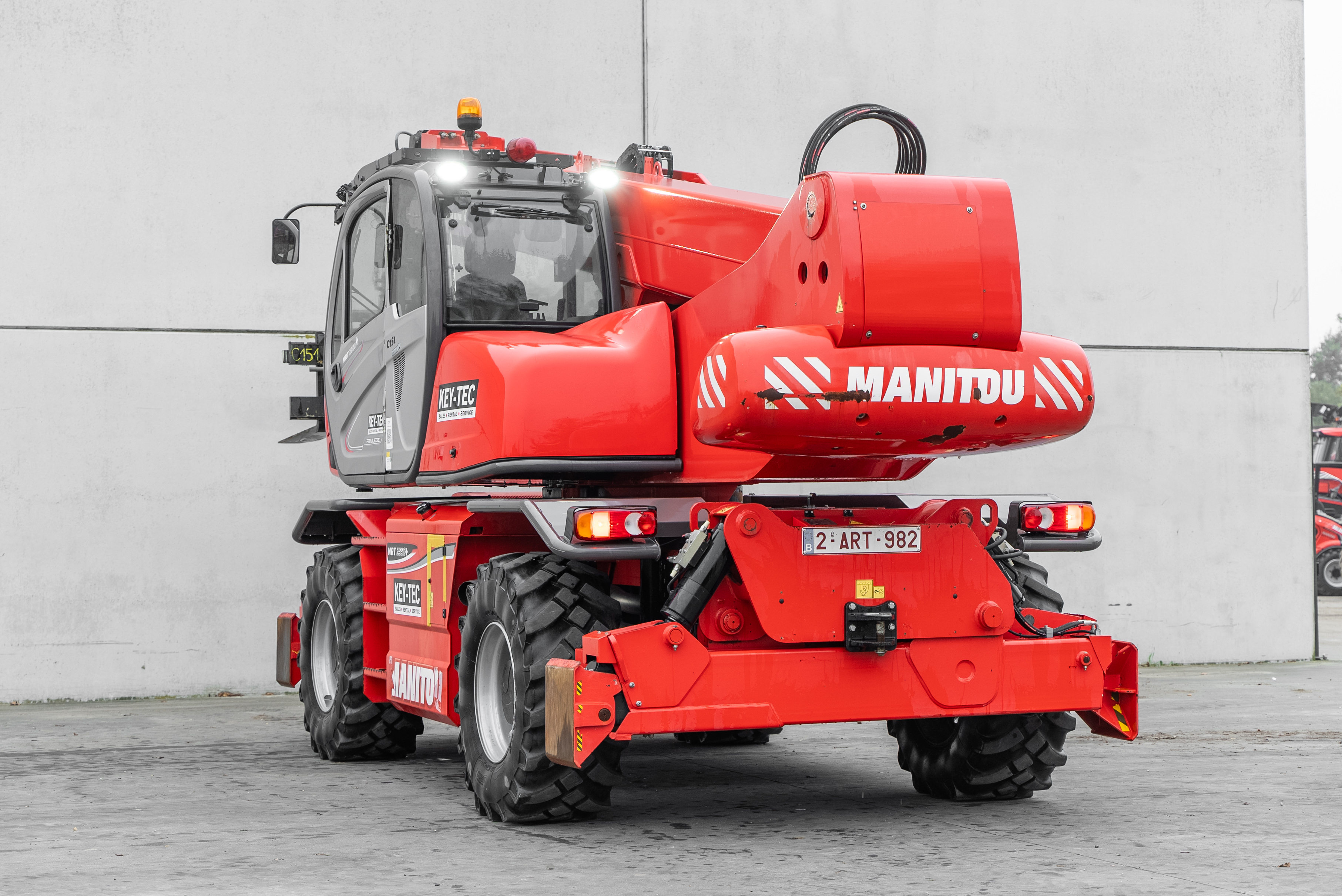 Manitou - Telehandlers - MRT 2550 PRIV+ ST4 S2 - Back left
