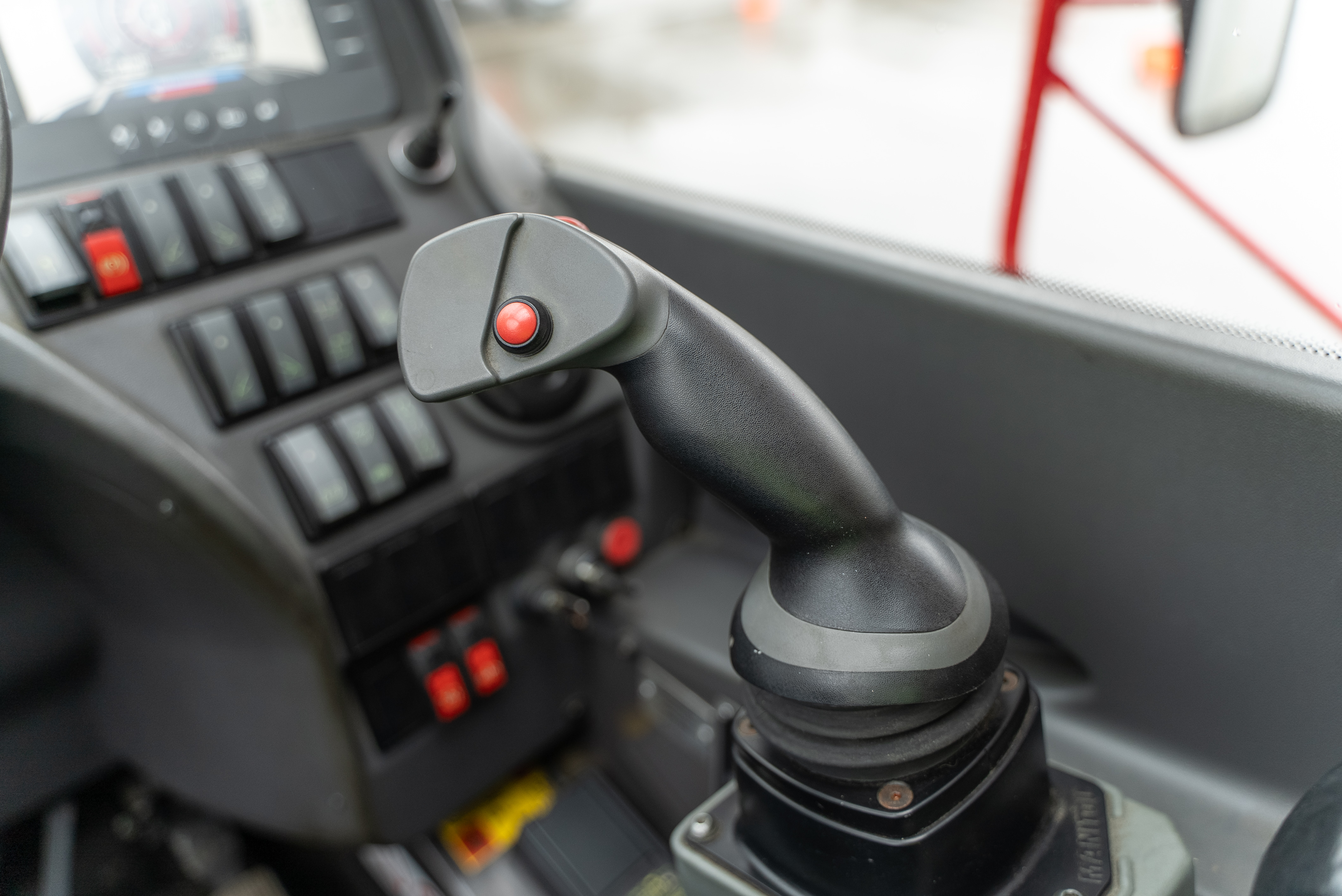 Manitou - Telehandlers - MRT 2550 PRIV+ ST4 S2 - Product image