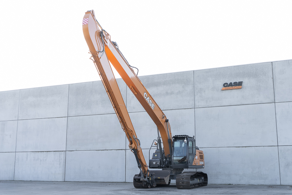 Case Construction - Excavators - CX 250 E LR - Front left