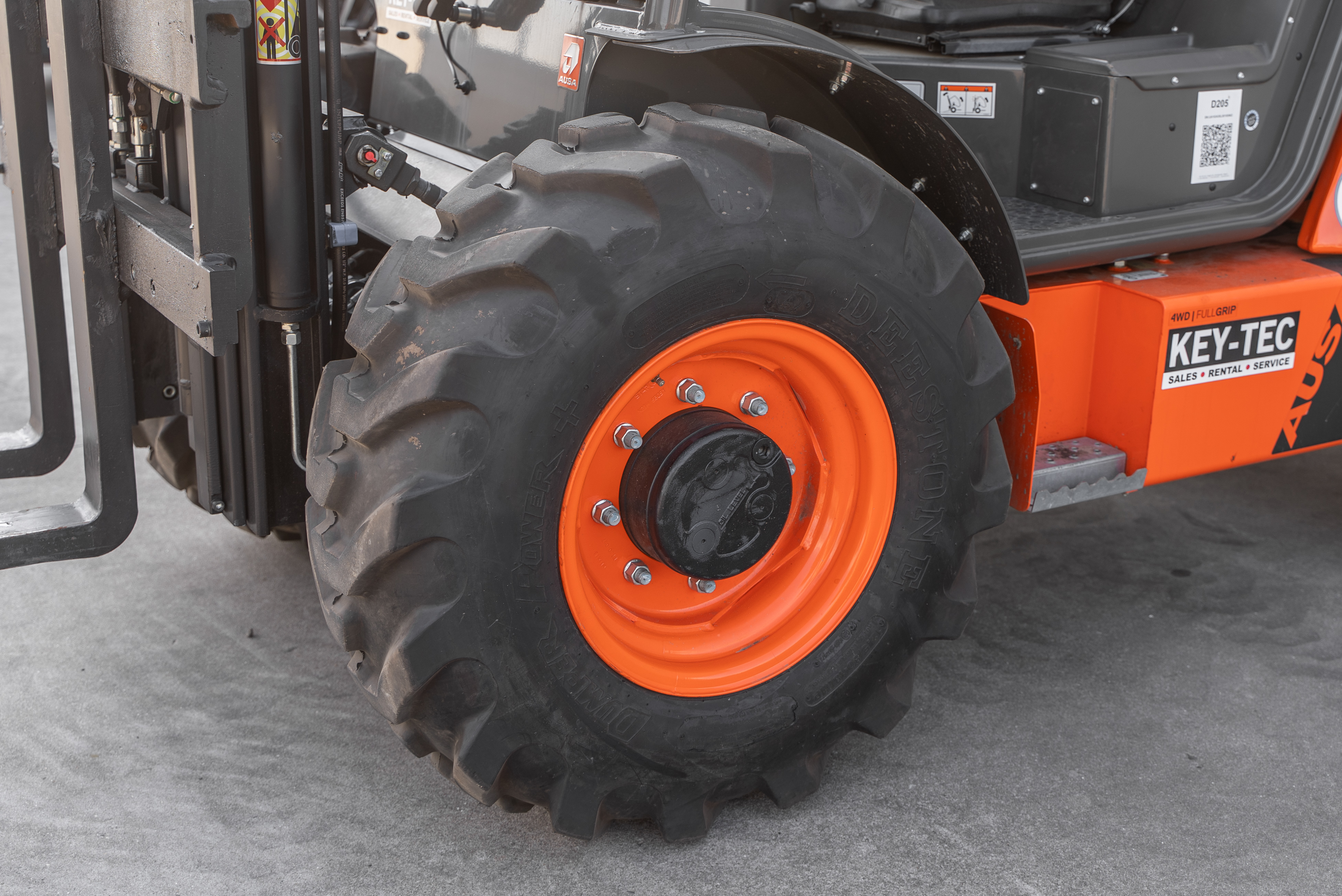 C251 Hx4 - Chassis / Wheel